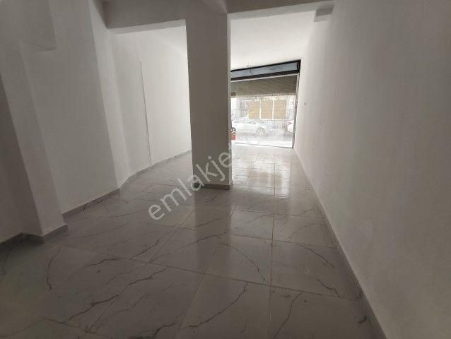 Karabağlar Esenlik Mahallesinde Tadilatlı Satılık Dükkan - Görsel 9