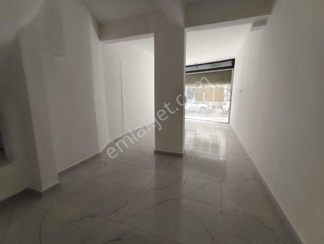 Karabağlar Esenlik Mahallesinde Tadilatlı Satılık Dükkan - Görsel 10