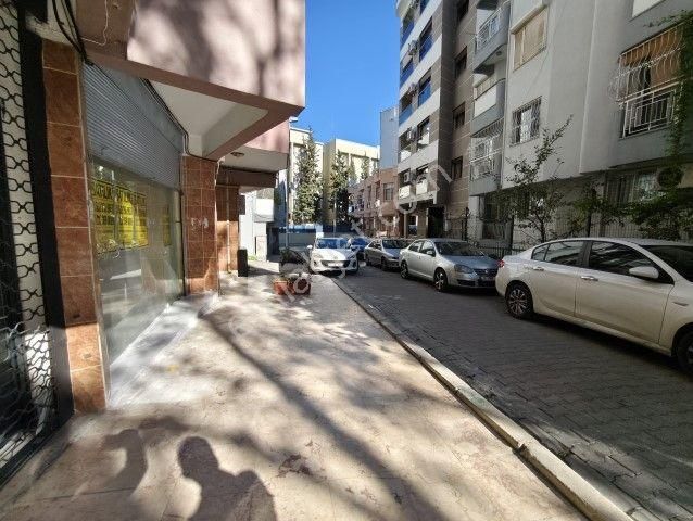 Karabağlar Esenlik Mahallesinde Tadilatlı Satılık Dükkan - Görsel 12