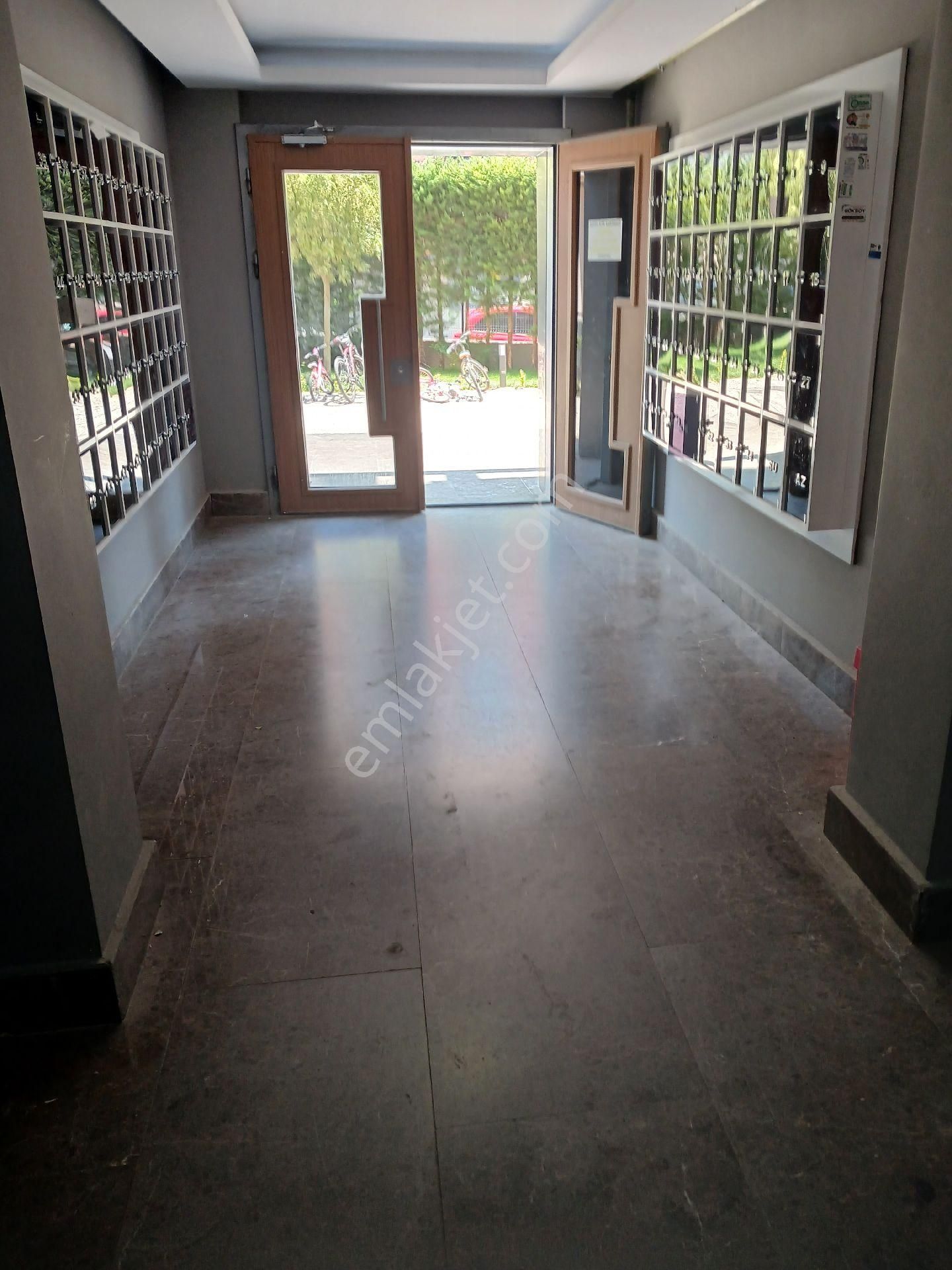 Bursa Yunuseli Yenihayat 2 Sitesinde Satılık Eşyalı 4+1 Daire - Görsel 5