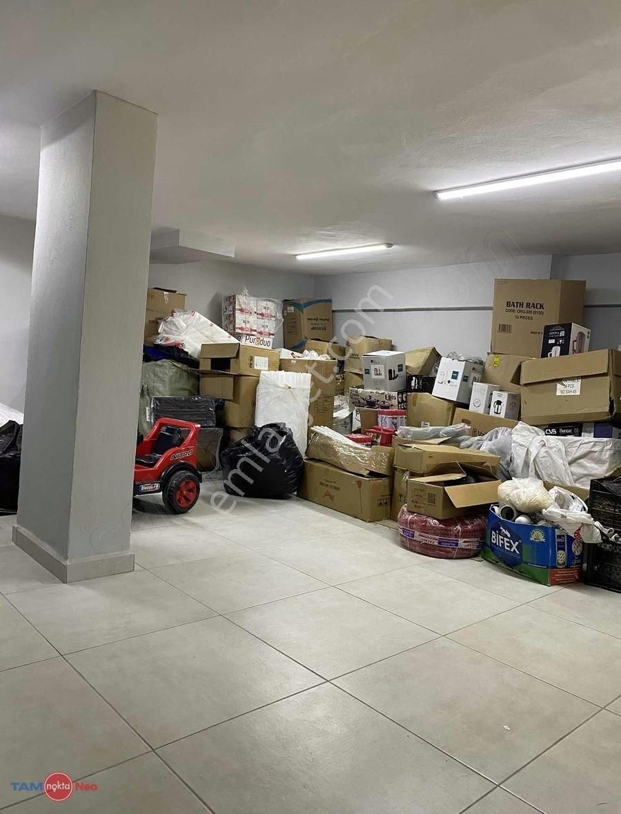 Cadde Üzeri 20yıllık Züccaciye Devir