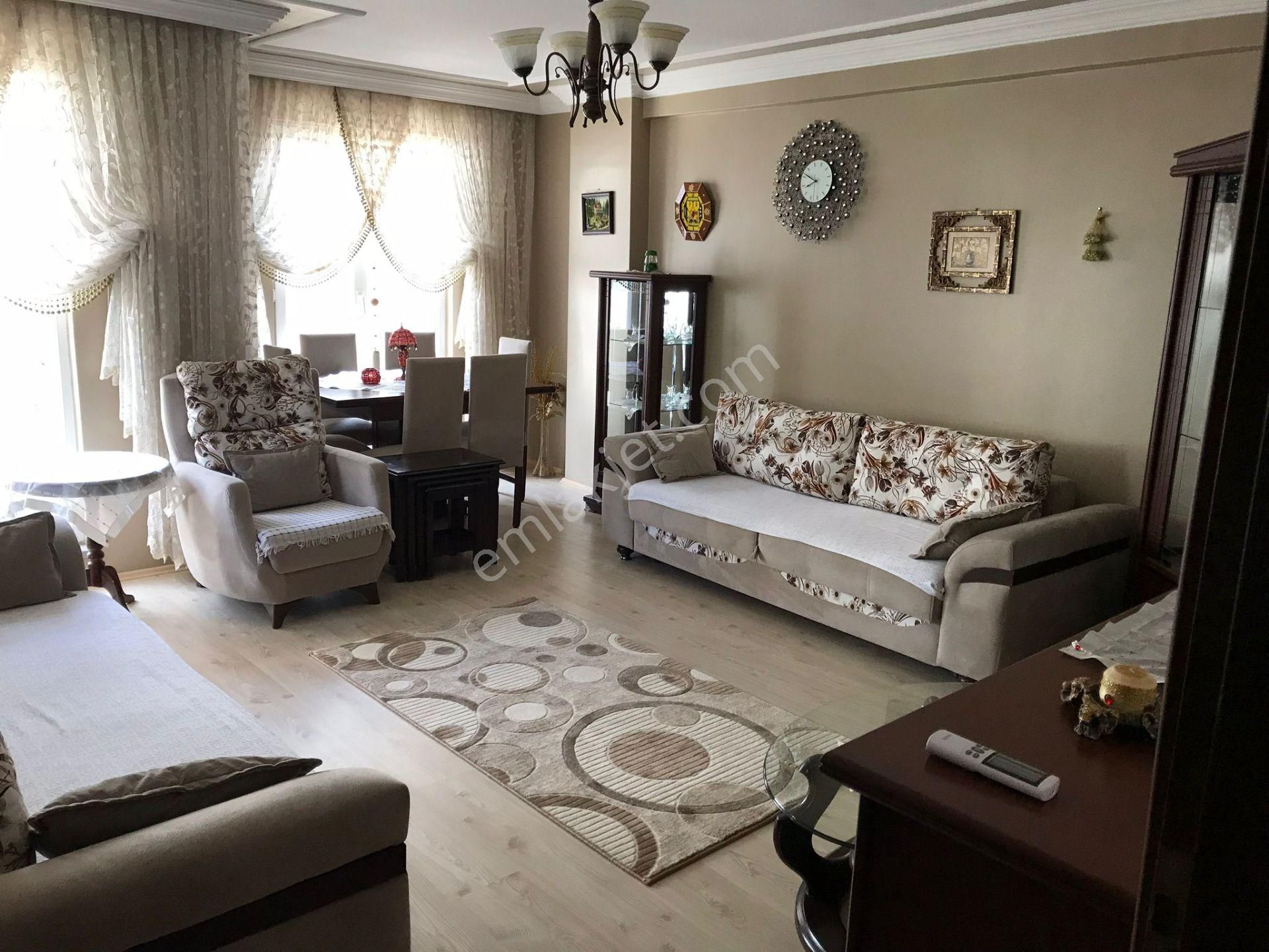 Eşyalı Kiralık Daire 2+1 Çarşı İçinde
