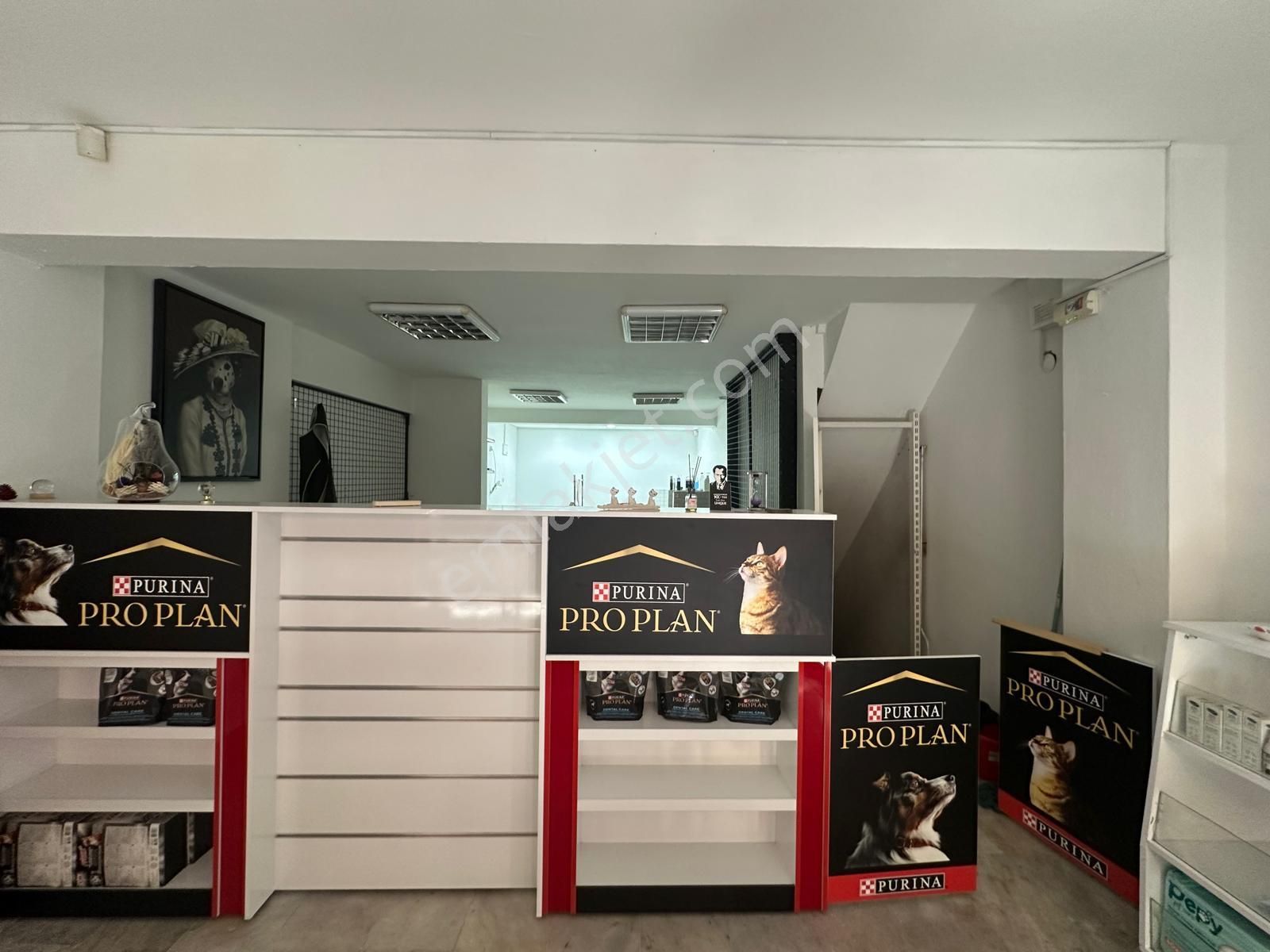 Karşıyaka Merkezde 3 Katlı, Çok Amaçlı Dükkan – Yatırımlık Fırsat! - Görsel 19