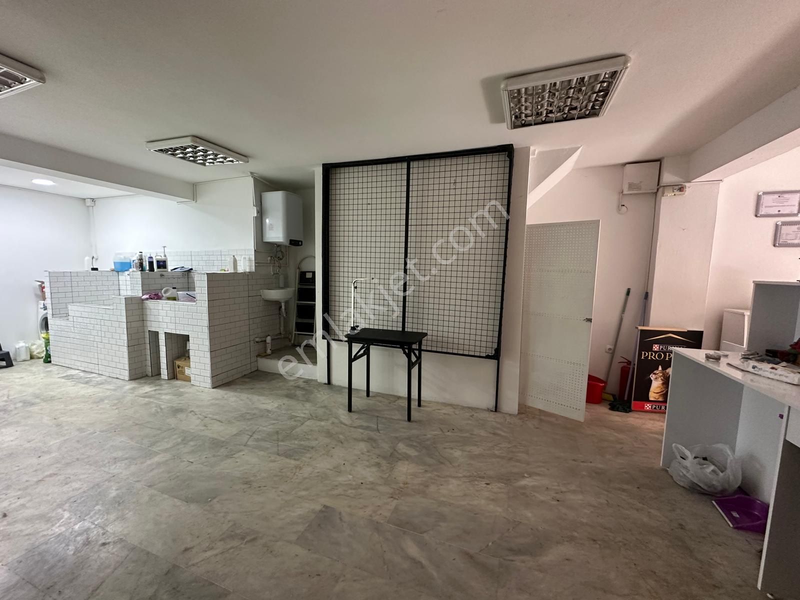 Karşıyaka Merkezde 3 Katlı, Çok Amaçlı Dükkan – Yatırımlık Fırsat! - Görsel 26