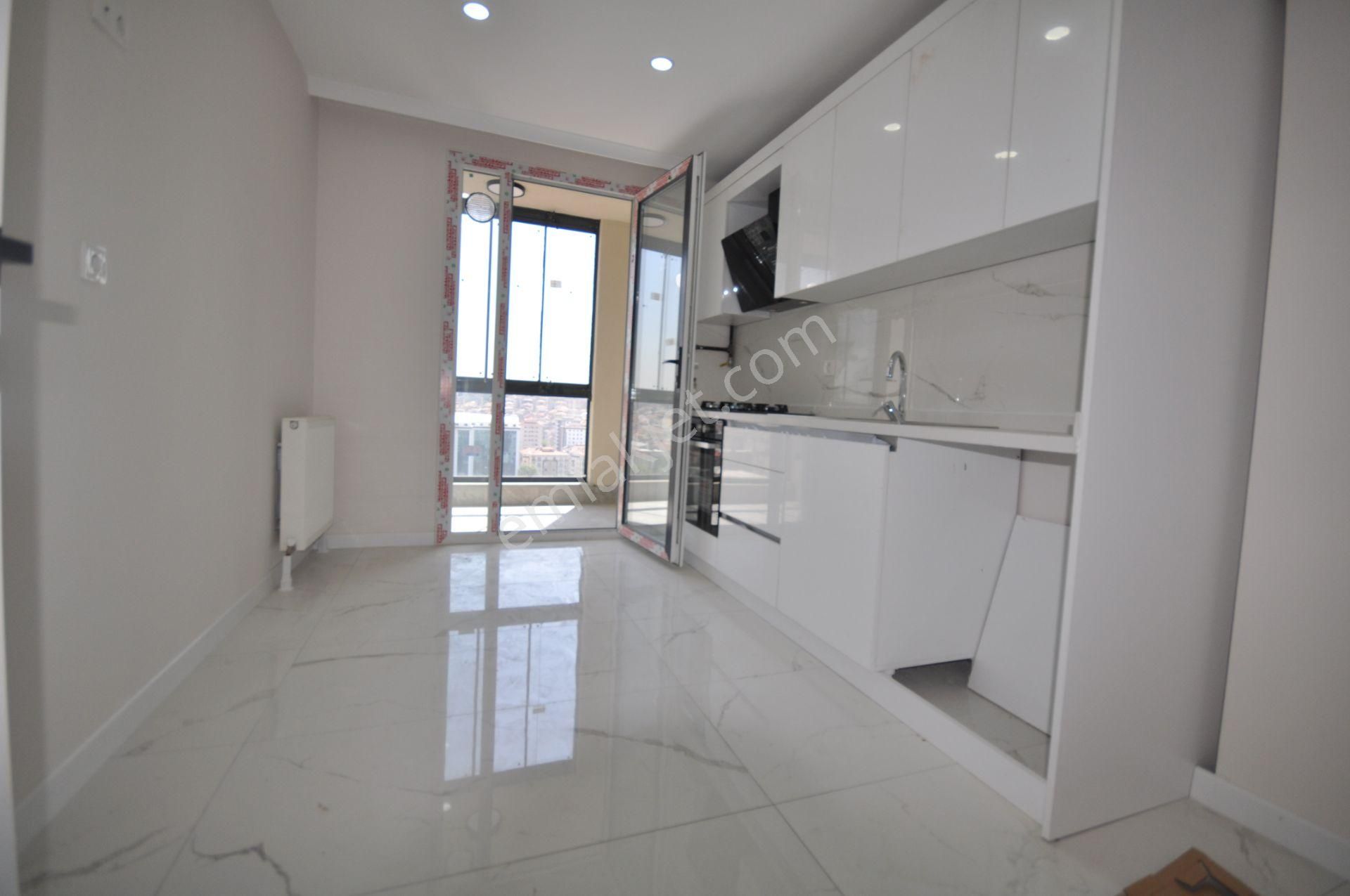 Bahçelievler Devlet Hastanesi Yakın Sıfır Bina 3+1 Butik Sitede
