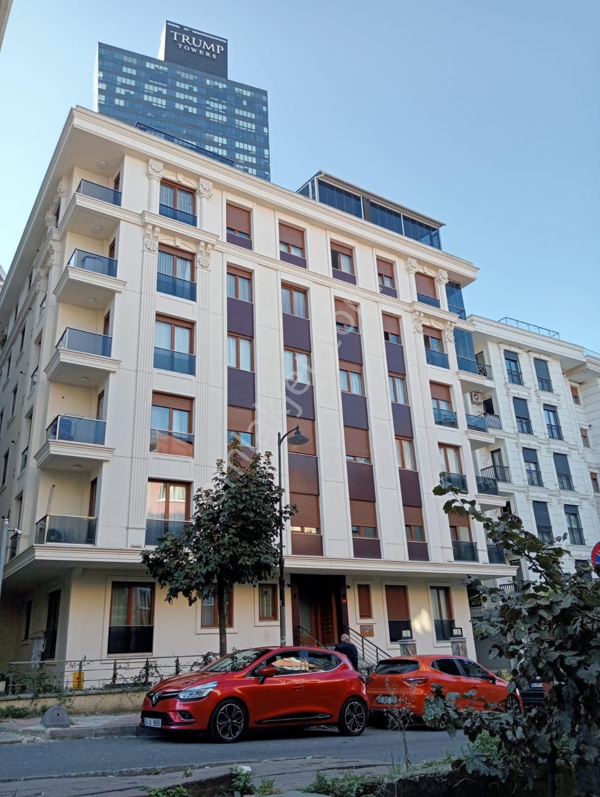Sahibinden Mecidiyeköy Trump Towers Yan Sokağı Kapalı Otopark''lı 1+1lüx