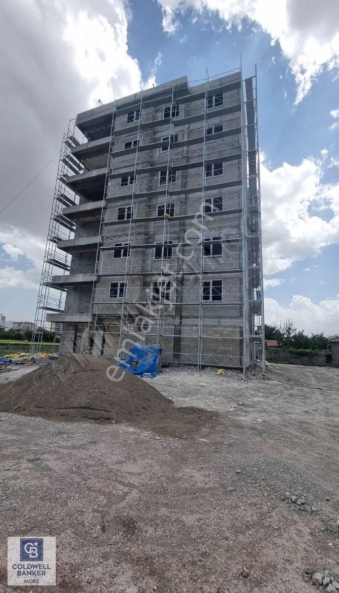 Mithatpaşa Kombili Sıfır 3+1 Satılık Daireler