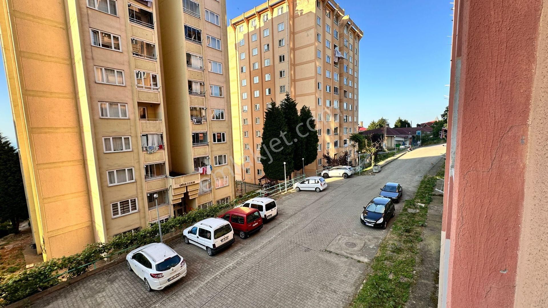 Trabzon Yıldızlıda Satılık İçi Yeni 3+1 Daire