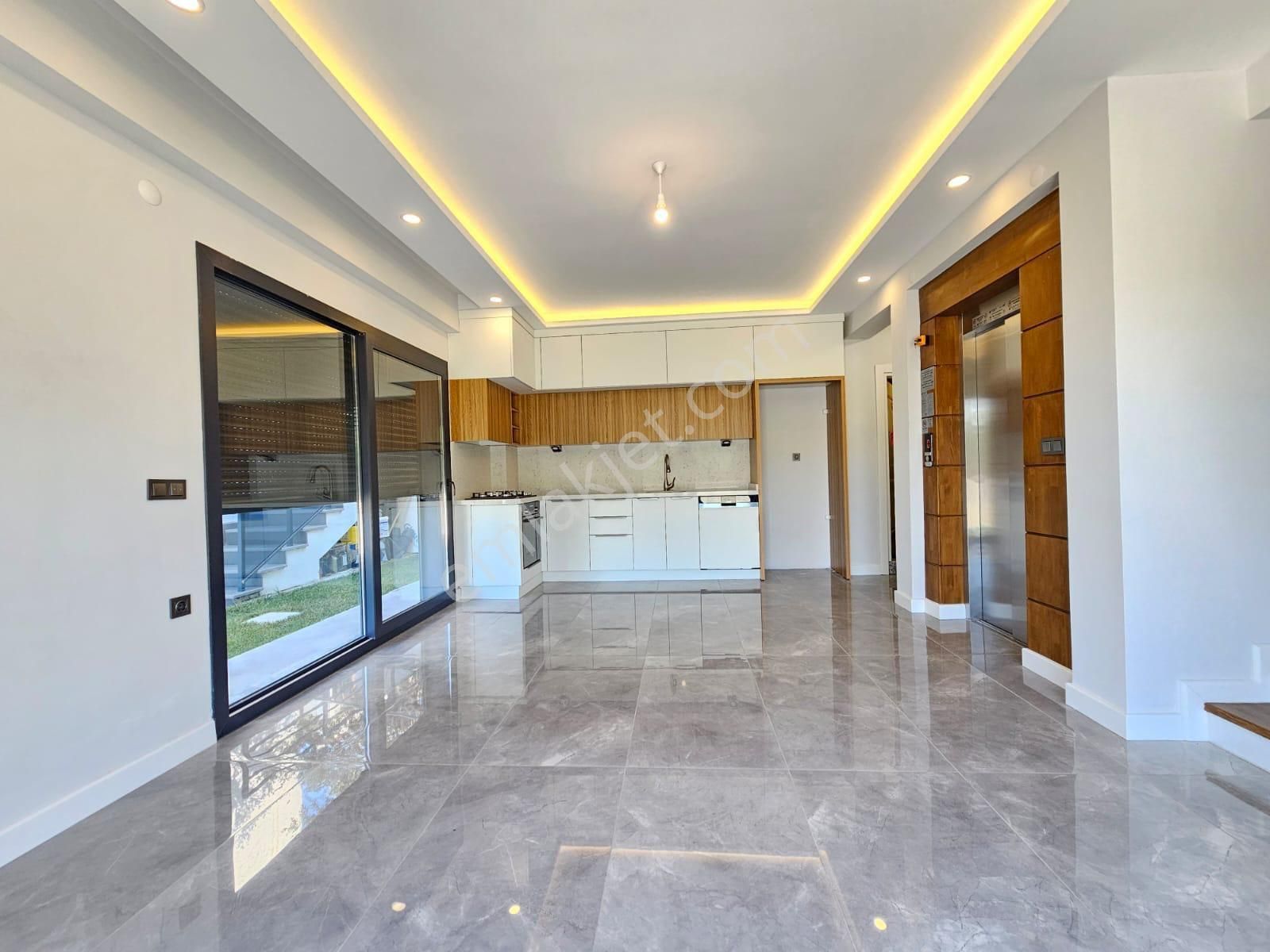 Arya'dan Güre'de Asansörlü Kazdağları Manzaralı 4+1 Lüks Villa - Görsel 4