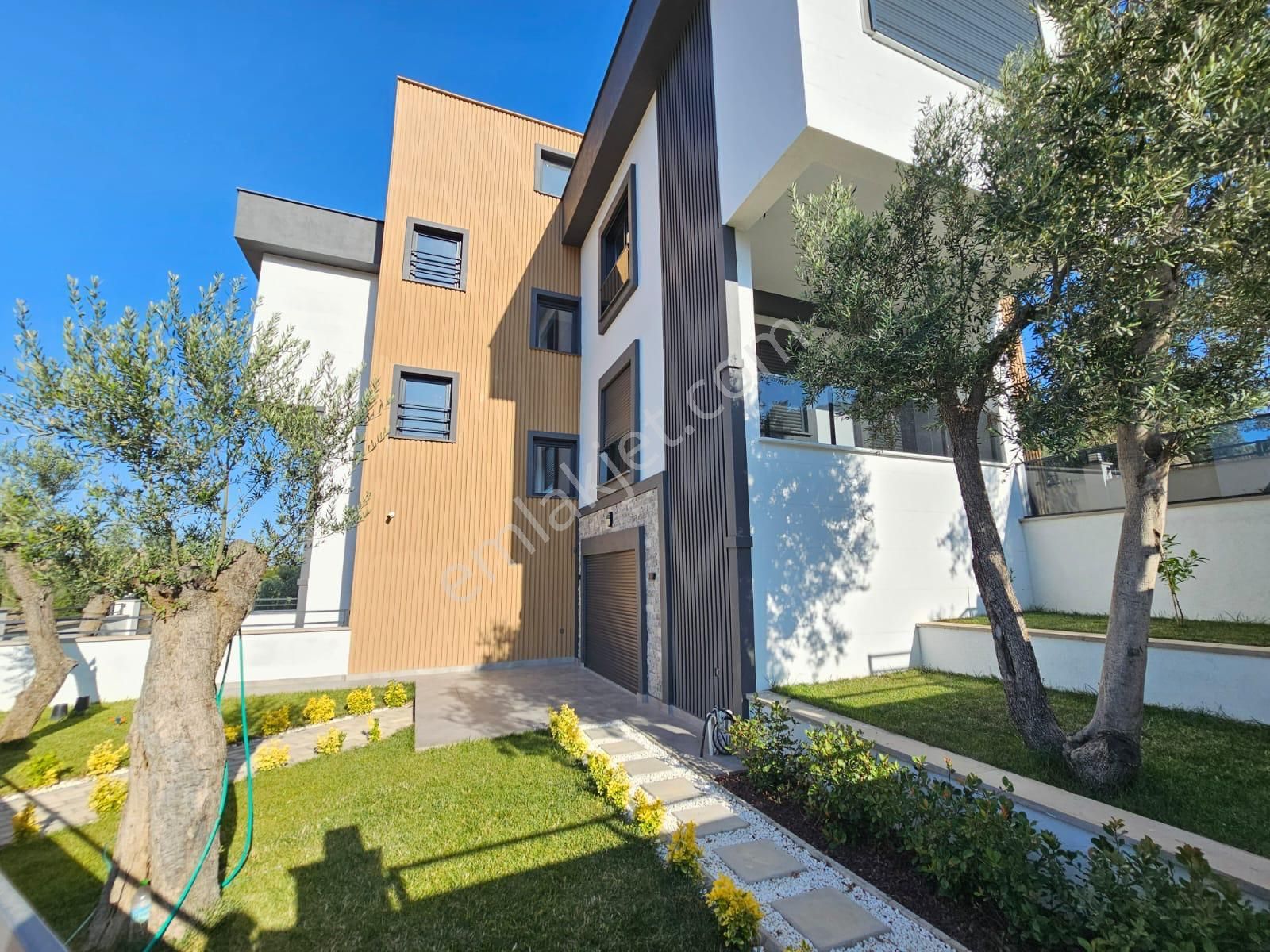 Arya'dan Güre'de Asansörlü Kazdağları Manzaralı 4+1 Lüks Villa - Görsel 30