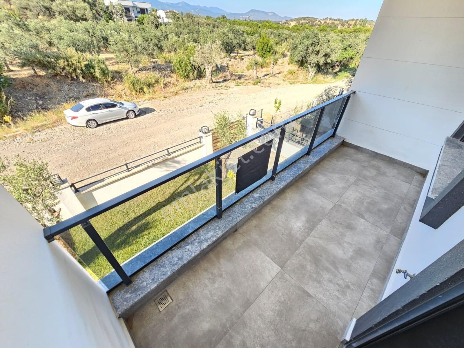 Arya'dan Güre'de Asansörlü Kazdağları Manzaralı 4+1 Lüks Villa - Görsel 14