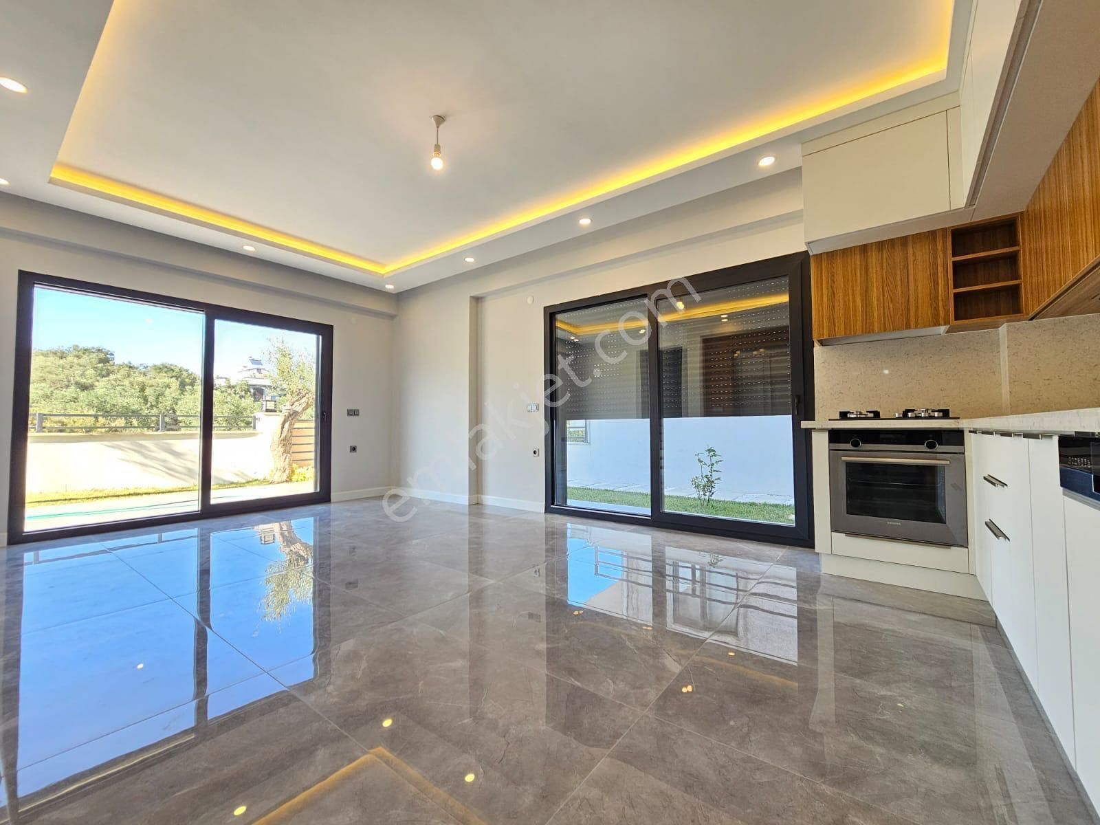 Arya'dan Güre'de Asansörlü Kazdağları Manzaralı 4+1 Lüks Villa - Görsel 15