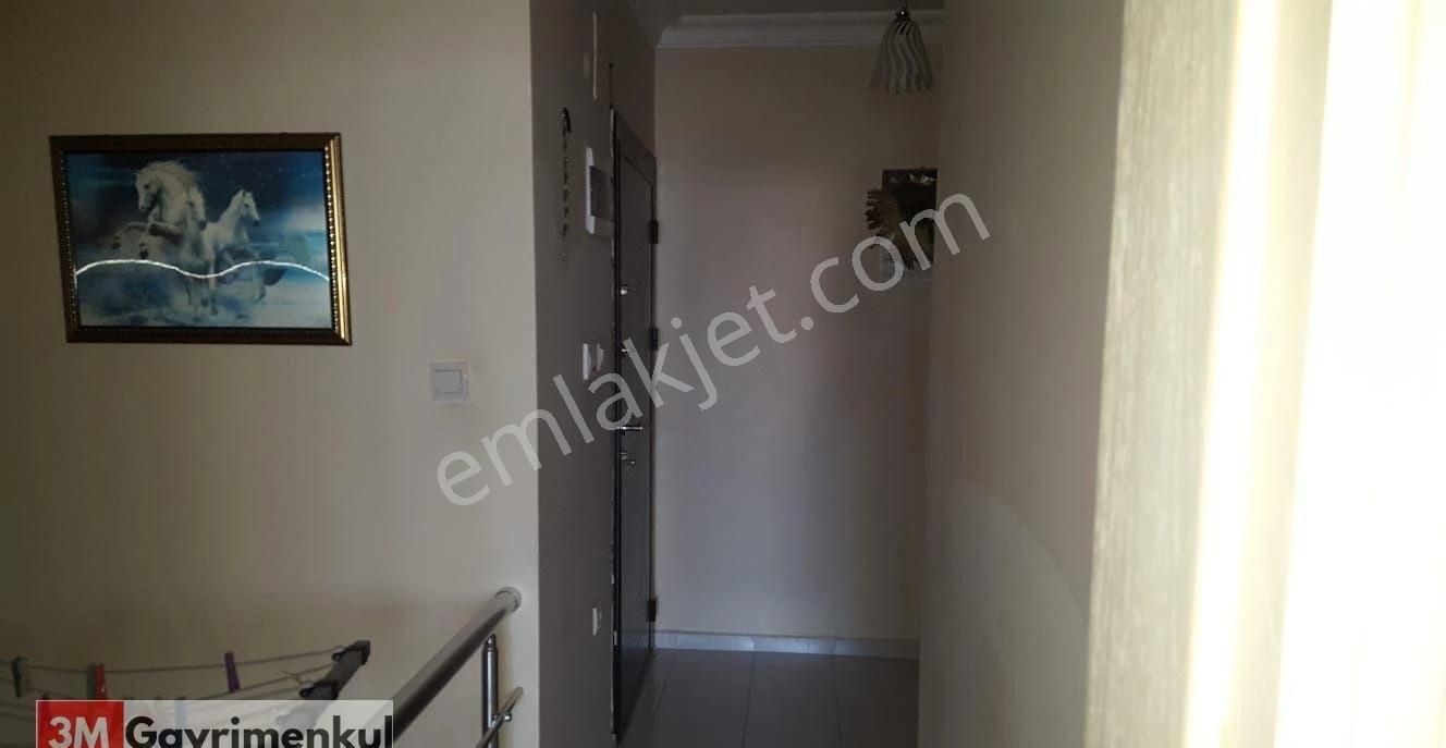 İhsaniye Havuzlu Sitede Satılık 3+1 İtalyan Dublex Daire - Görsel 13