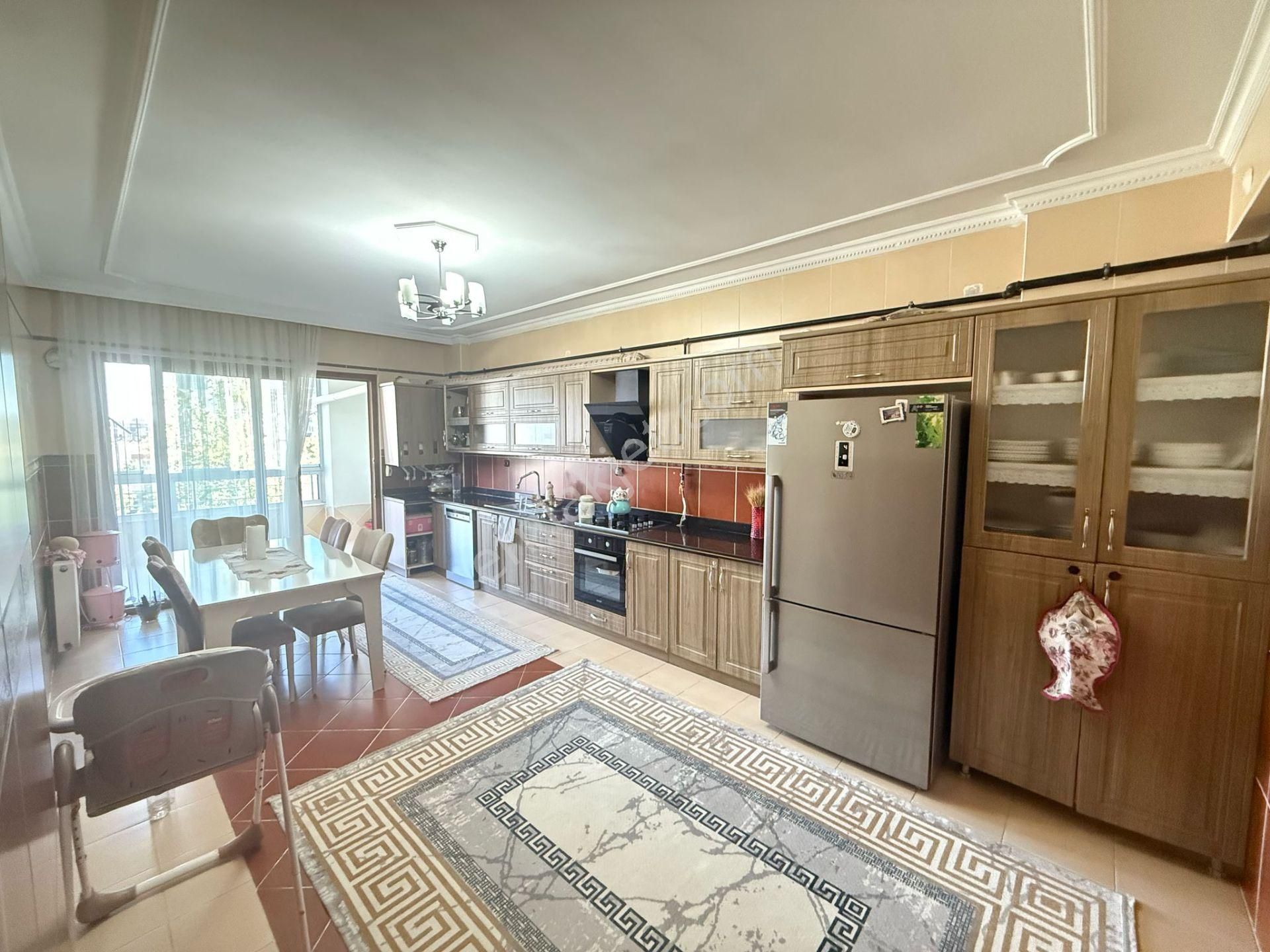 Park Orman Manzaralı Satılık 4+1 Daire