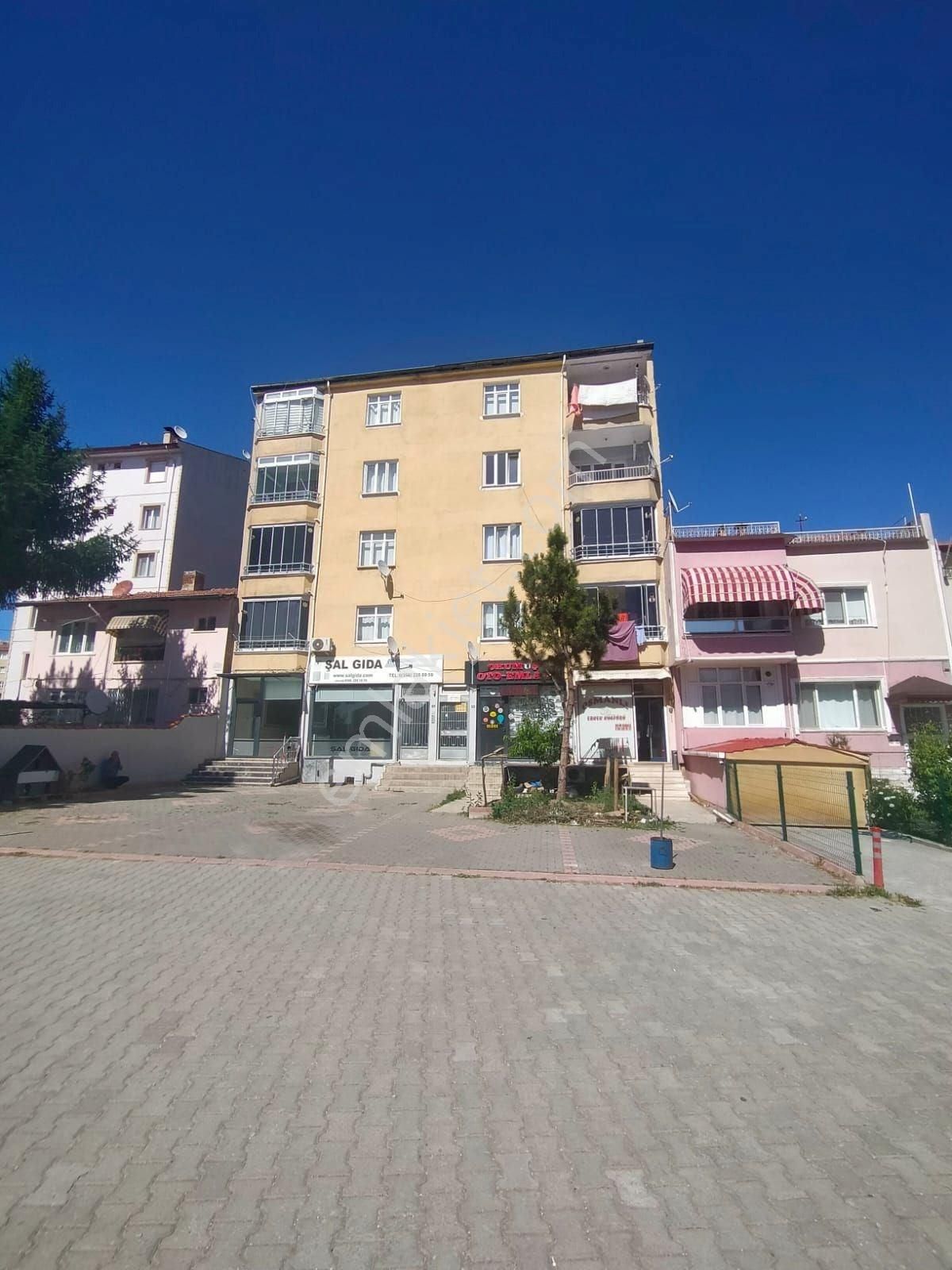 Vadi Emlak'tan Esentepe Mahallesinde Kiralık 2+1 Daire