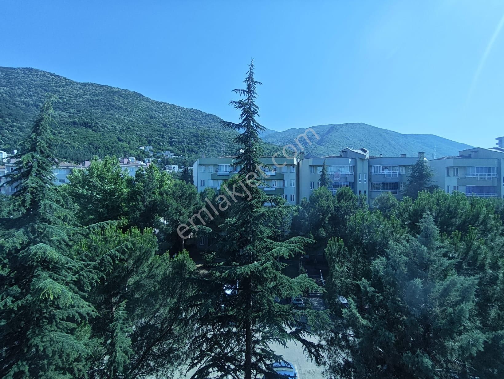 Bursa Yıldırım Siteler Mahallesinde Memura Kiralık Manzaralı 3+1 Daire