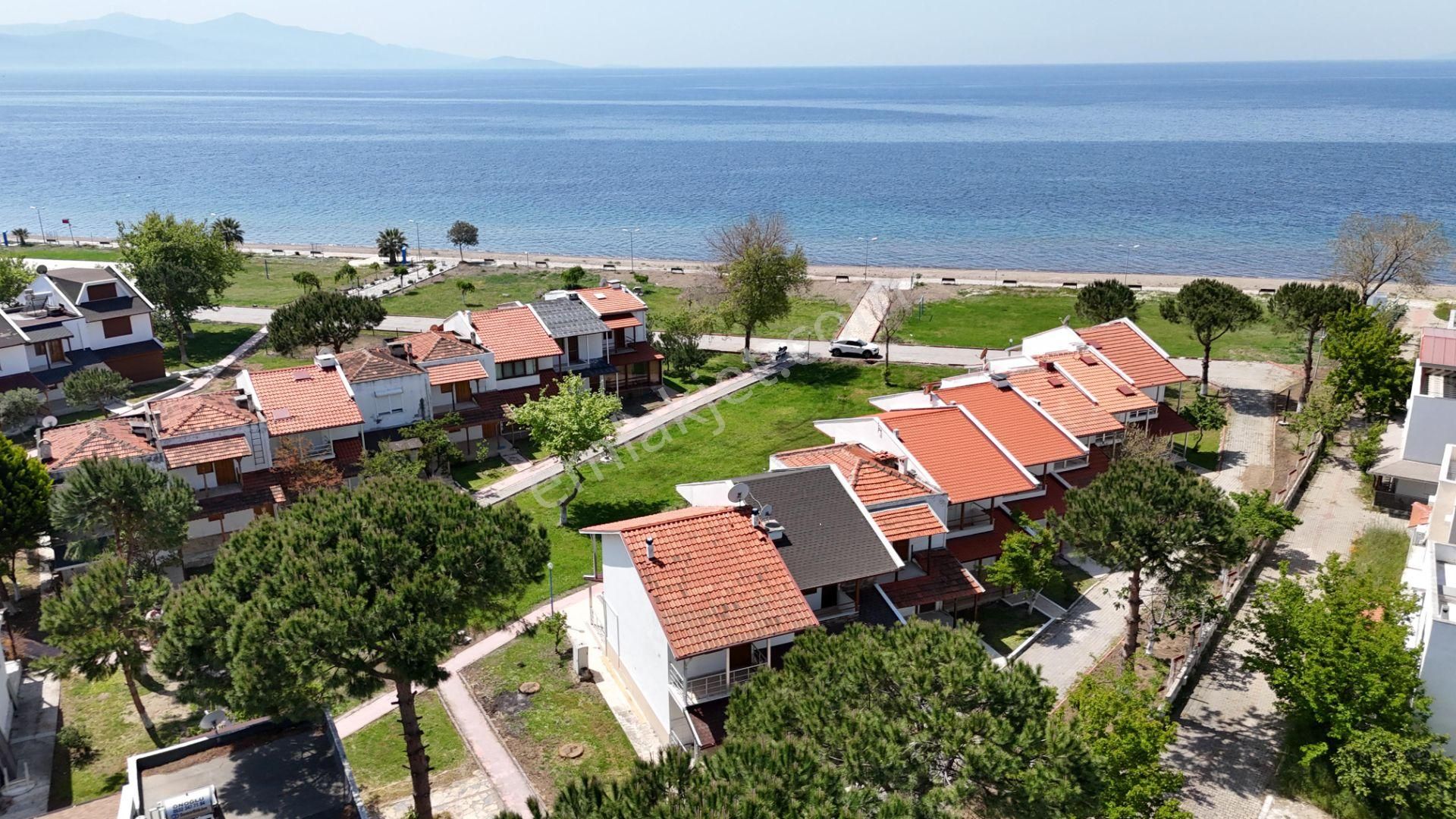 İzmir Dikili Salihleraltı Full Deniz Manzaralı 3+1 Satılık Villa