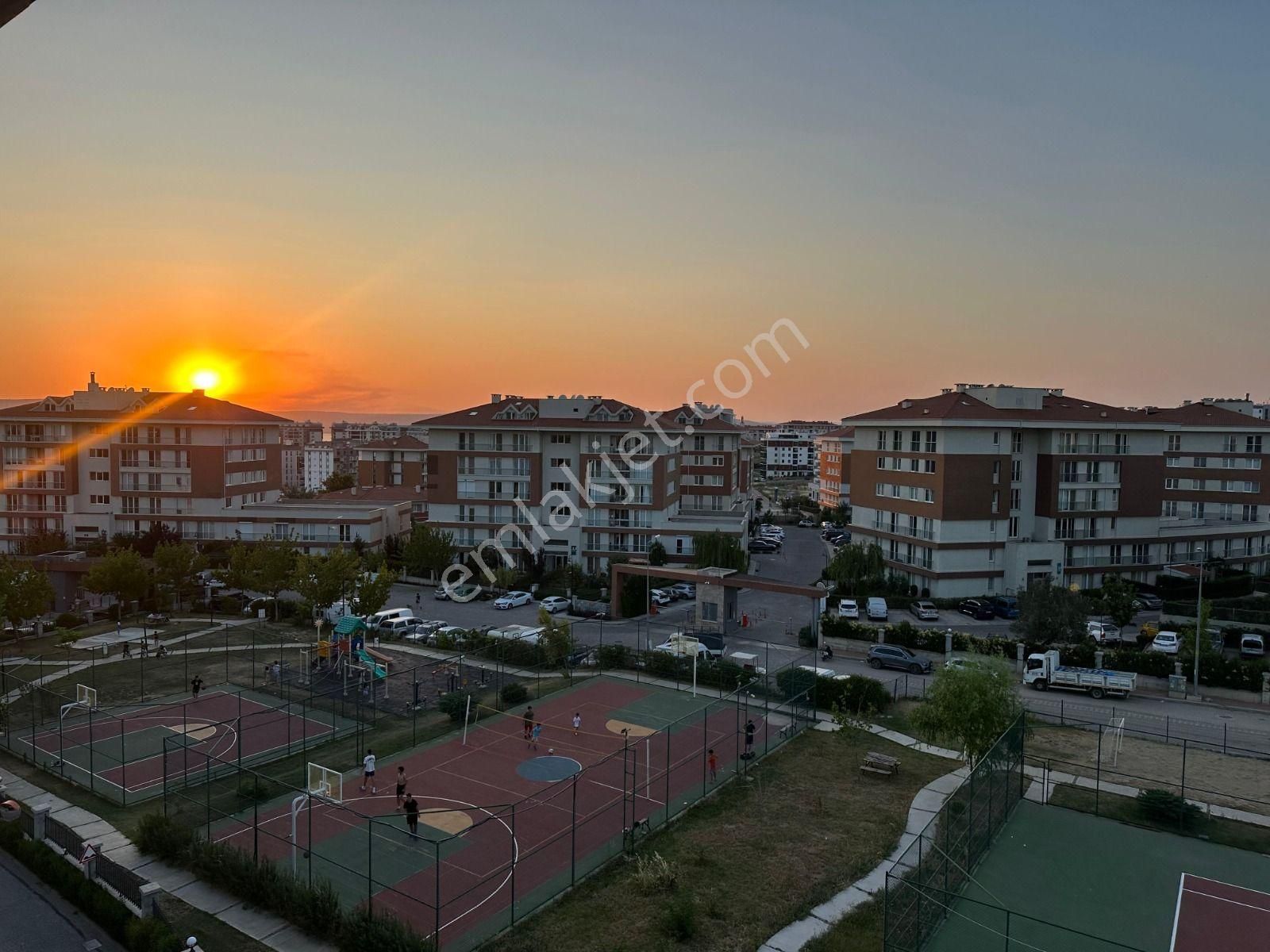 Çanakkale Kepez Hamidiye Park 17'de Full Eşyalı Kiralık 1+1