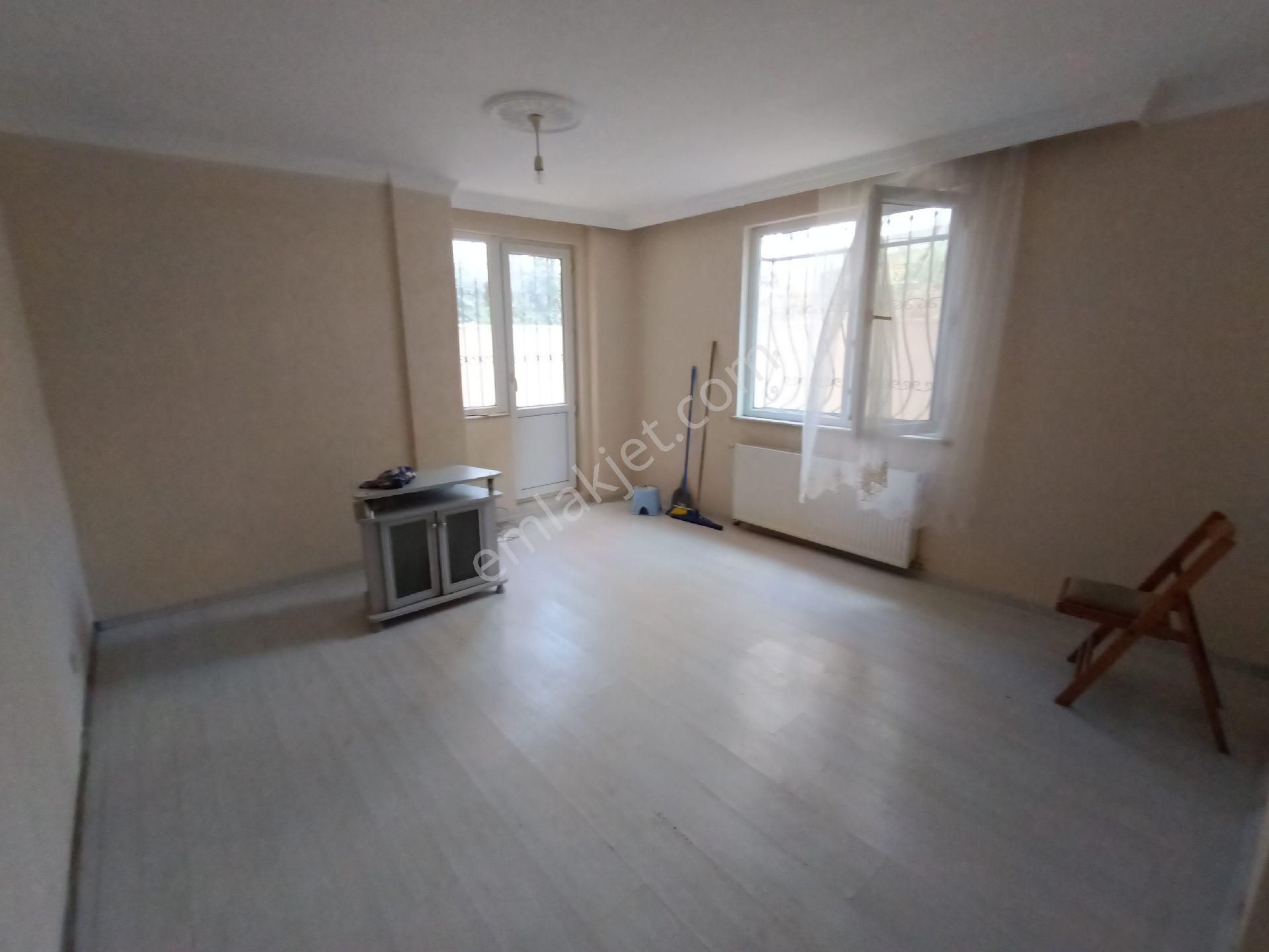 Sarıgazide Bahçe Kullanımlı 2+1 Daire