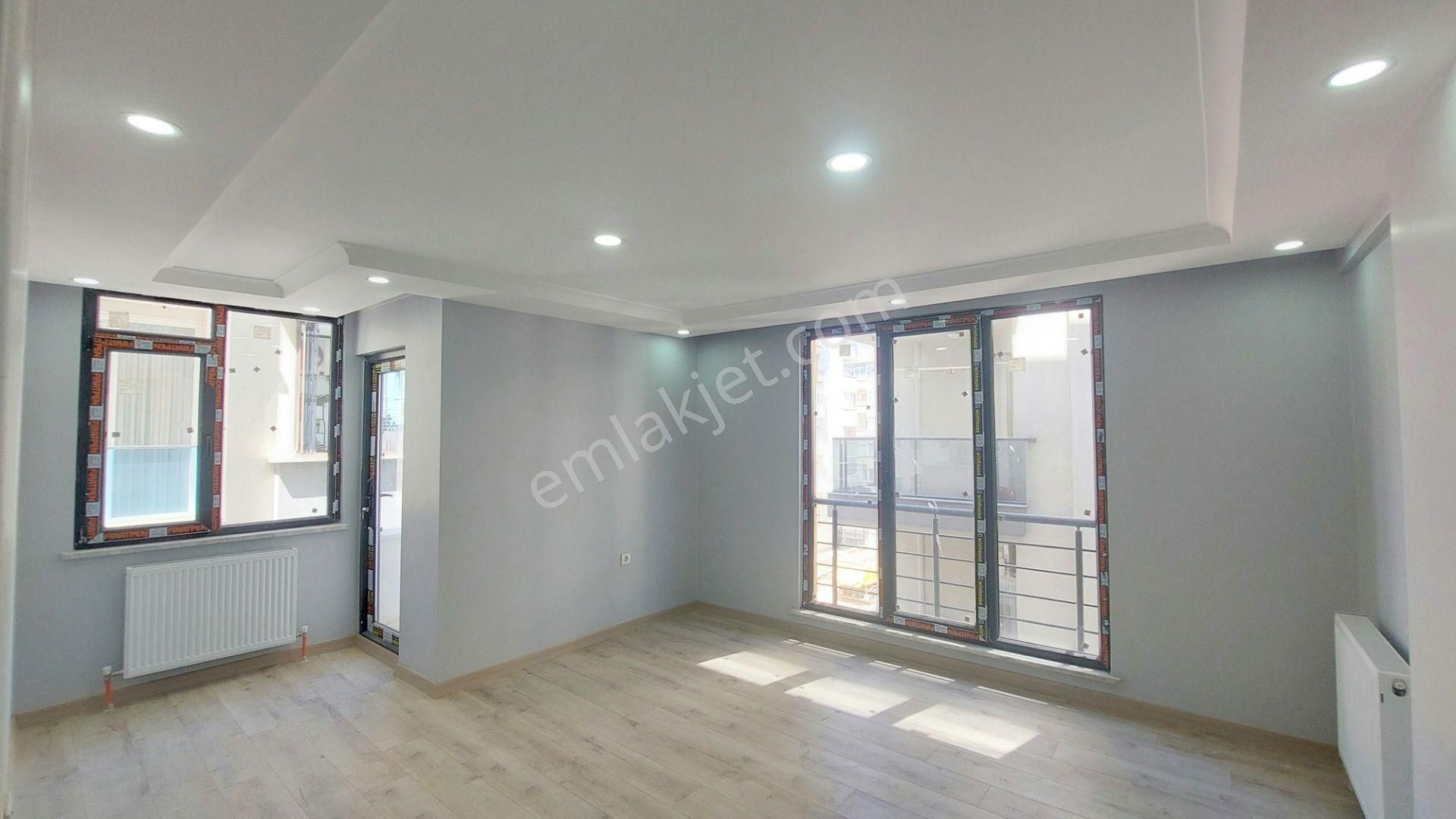 Ersin Emlak İstanbul/cennet Mah-k.otoparklı-asansörlü-sıfır Bina-3+1