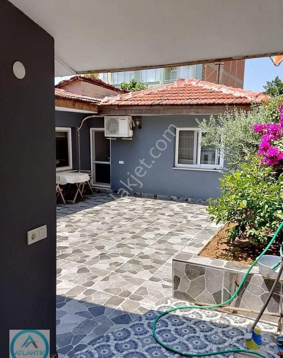Satılık Daire + Müstakil