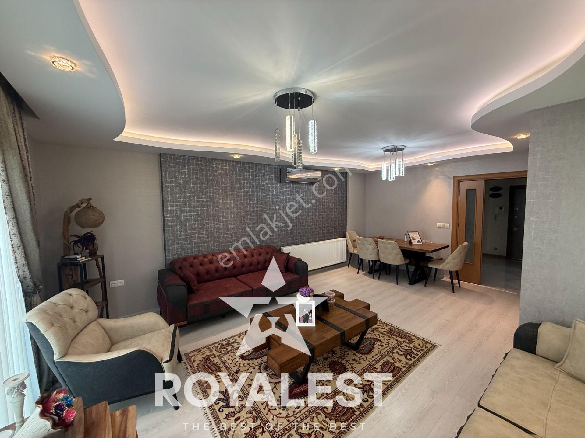 Royalestten 4+1 Net 176 M2 Çok Geniş Lüx Hasarsız Daire