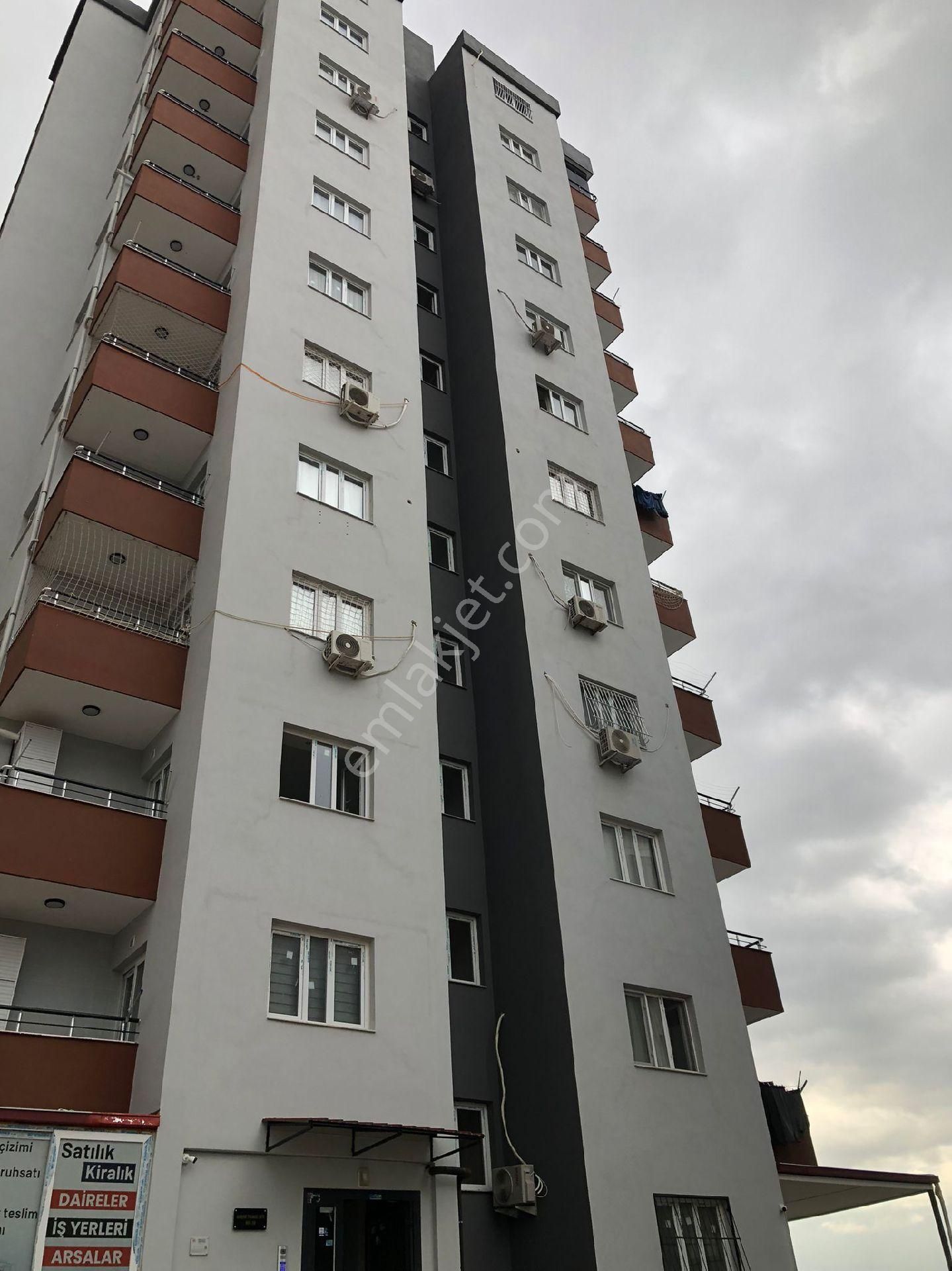 Osmangazi Mahallesinde 3+1 İskanlı Daire