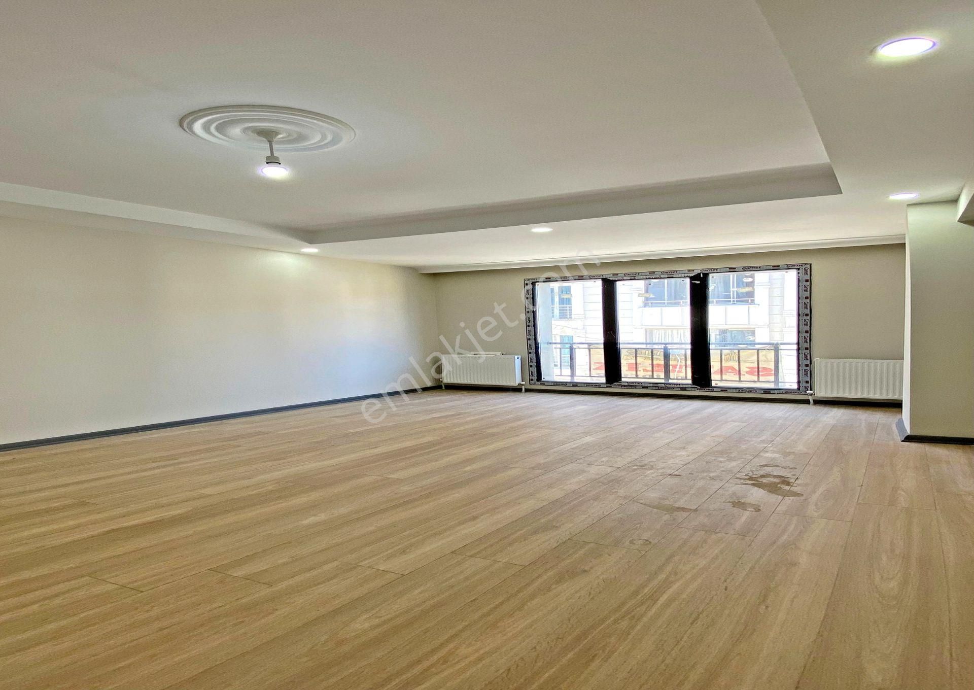 Merkezi Konum Metrobüse 9 Dk Geniş M2 2+1 Acil Satılık Daire - Görsel 14