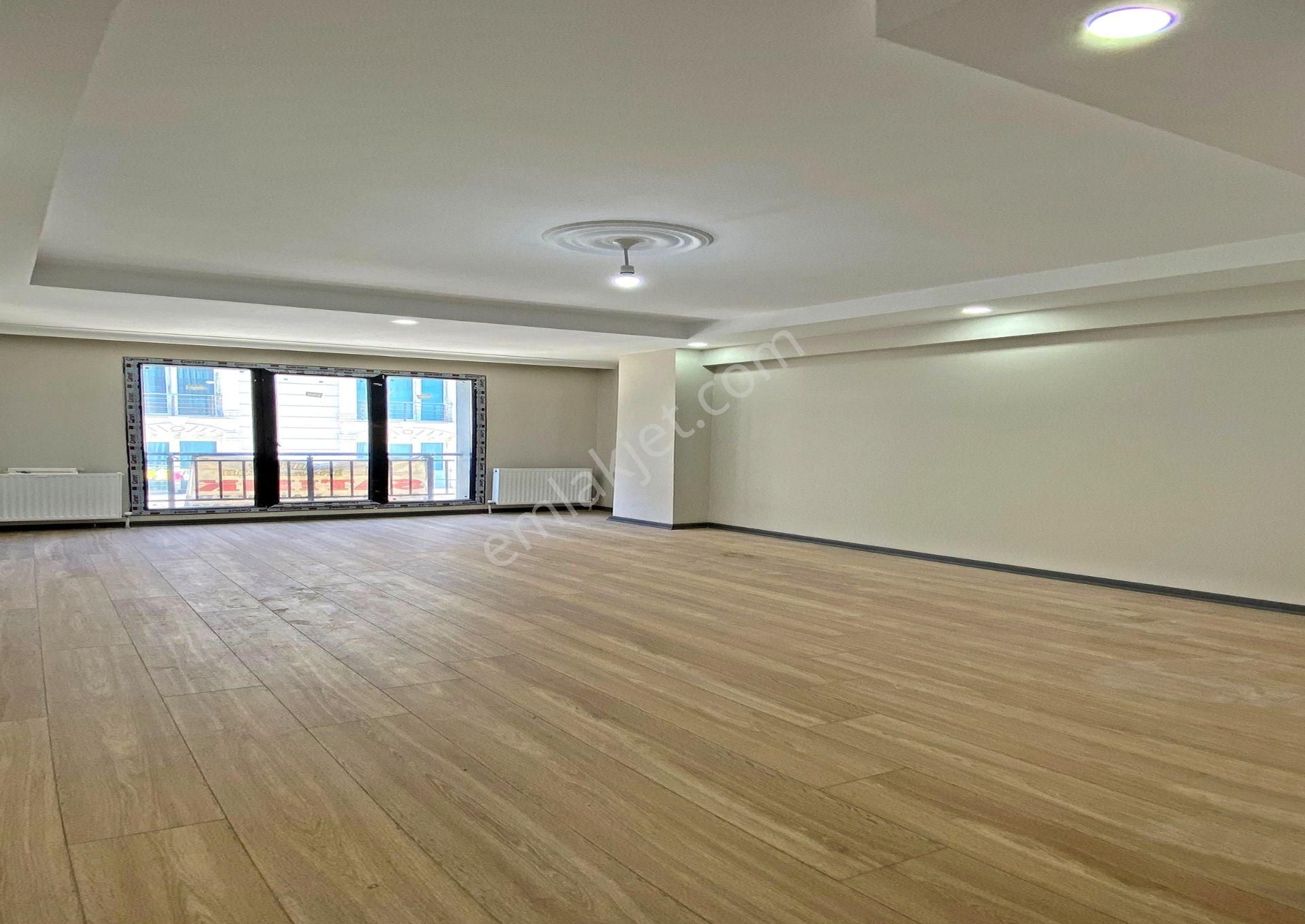 Merkezi Konum Metrobüse 9 Dk Geniş M2 2+1 Acil Satılık Daire - Görsel 8