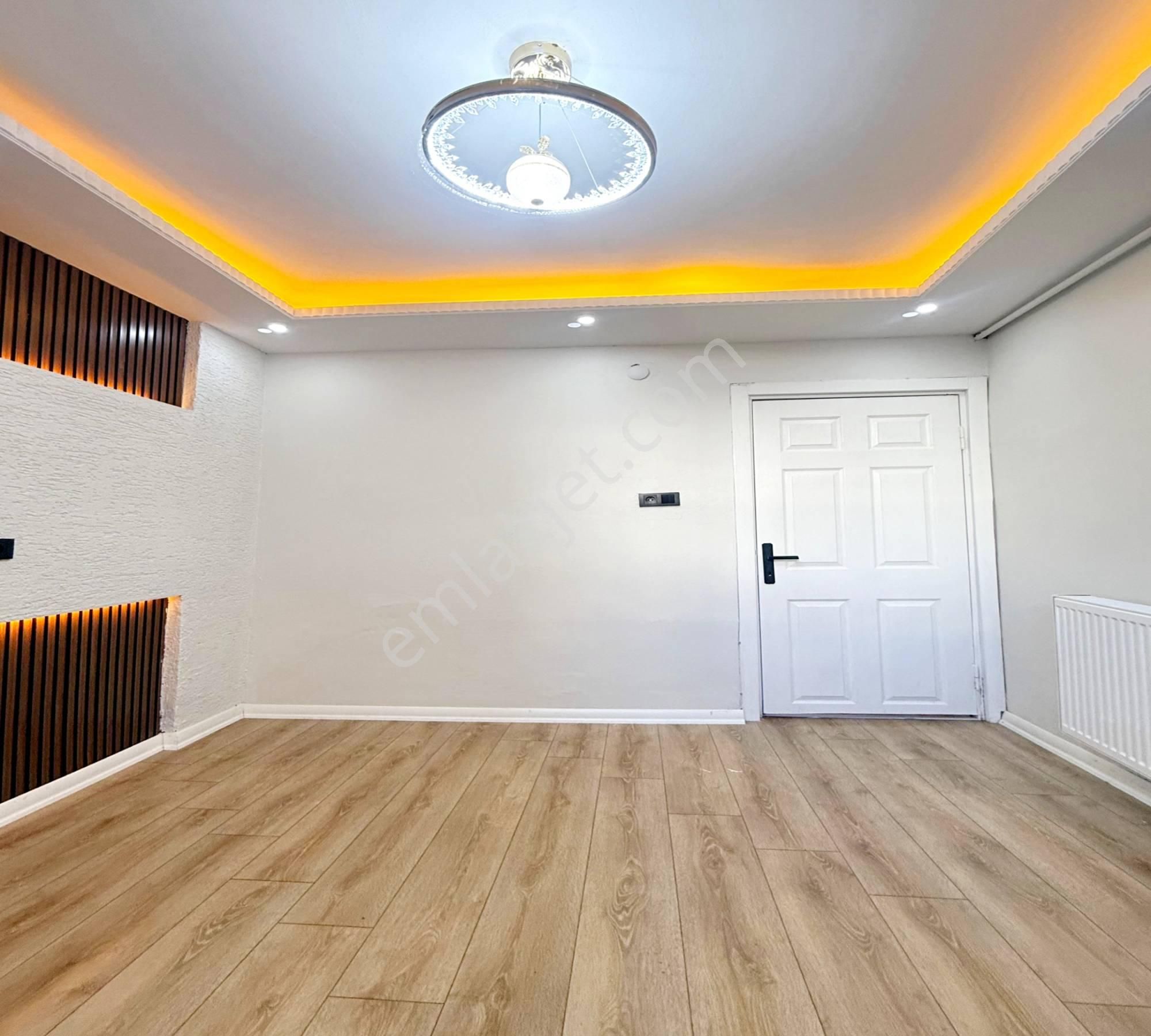 Beylikdüzü Ağca'dan Metrobüse Yakın 2+1 Şık Tasarımlı Daire - Görsel 6