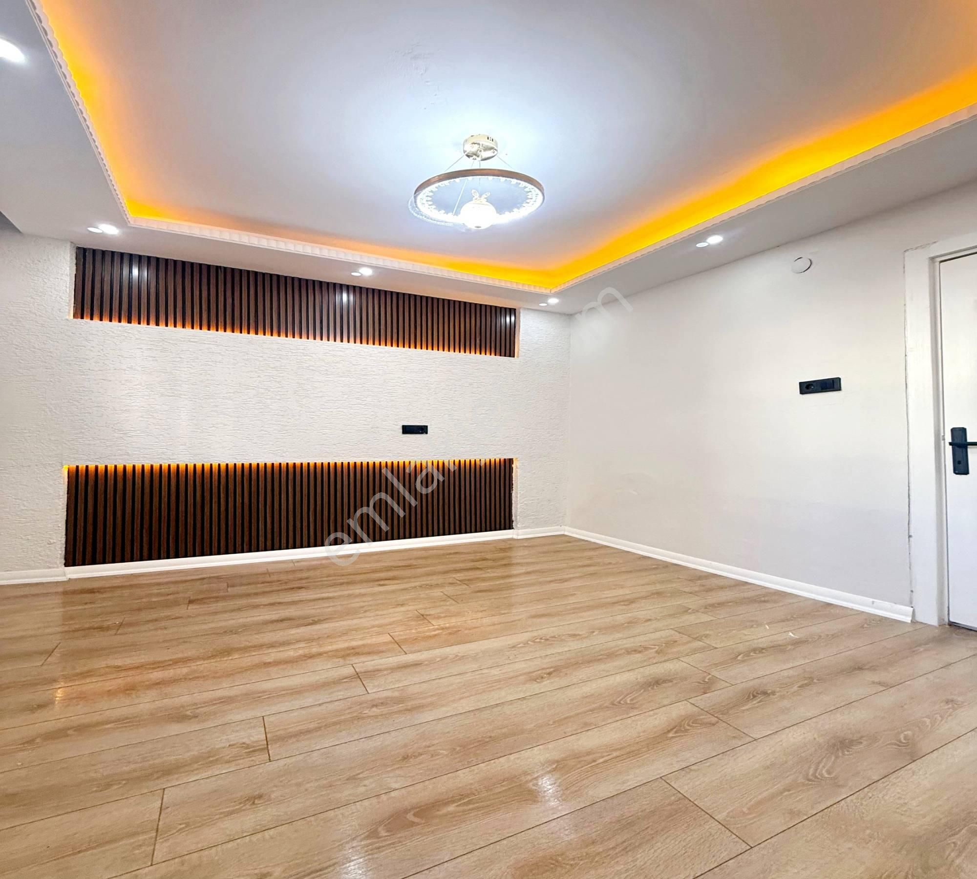 Beylikdüzü Ağca'dan Metrobüse Yakın 2+1 Şık Tasarımlı Daire - Görsel 16