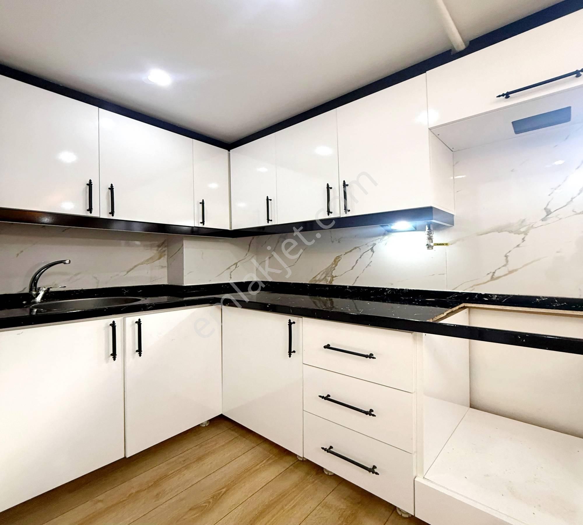 Beylikdüzü Ağca'dan Metrobüse Yakın 2+1 Şık Tasarımlı Daire - Görsel 20