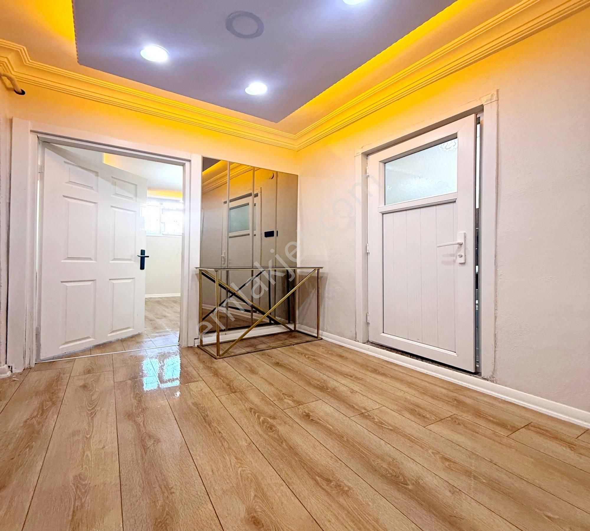 Beylikdüzü Ağca'dan Metrobüse Yakın 2+1 Şık Tasarımlı Daire - Görsel 19