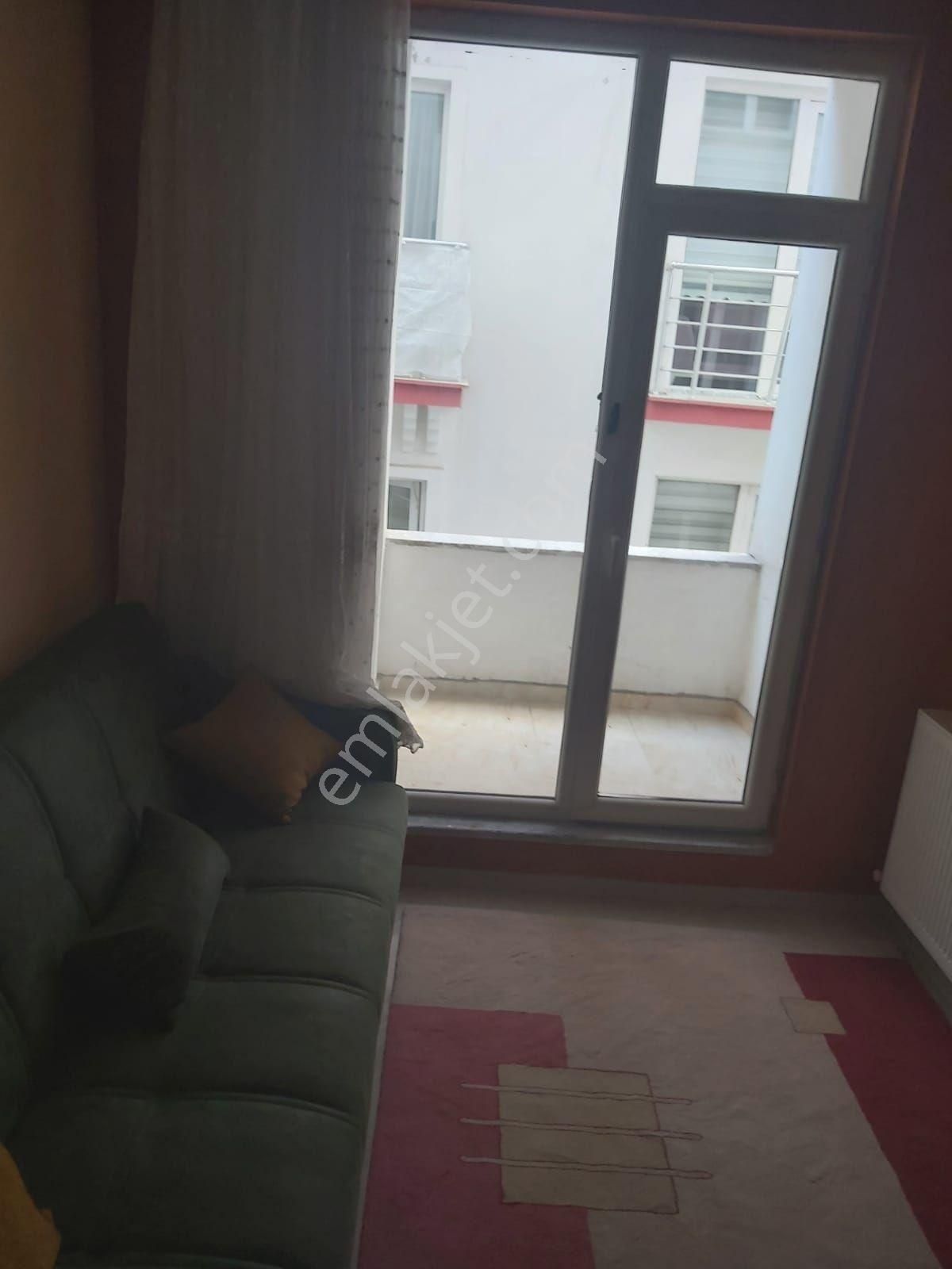 Demir Emlak Gayrimenkulden Ortakapı Mah.valilik Civarı Ara Kat Eşyalı Apart Satılıktır