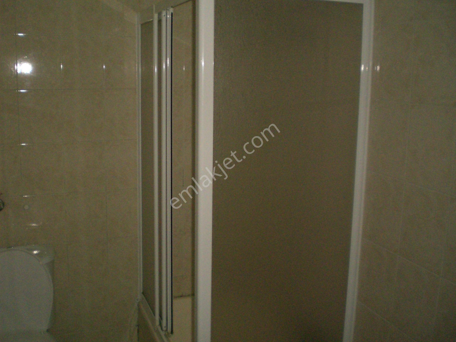 Gölcük Değirmendere Yüzbaşılarda Seckin Bir Site İçinde Daire - Görsel 12