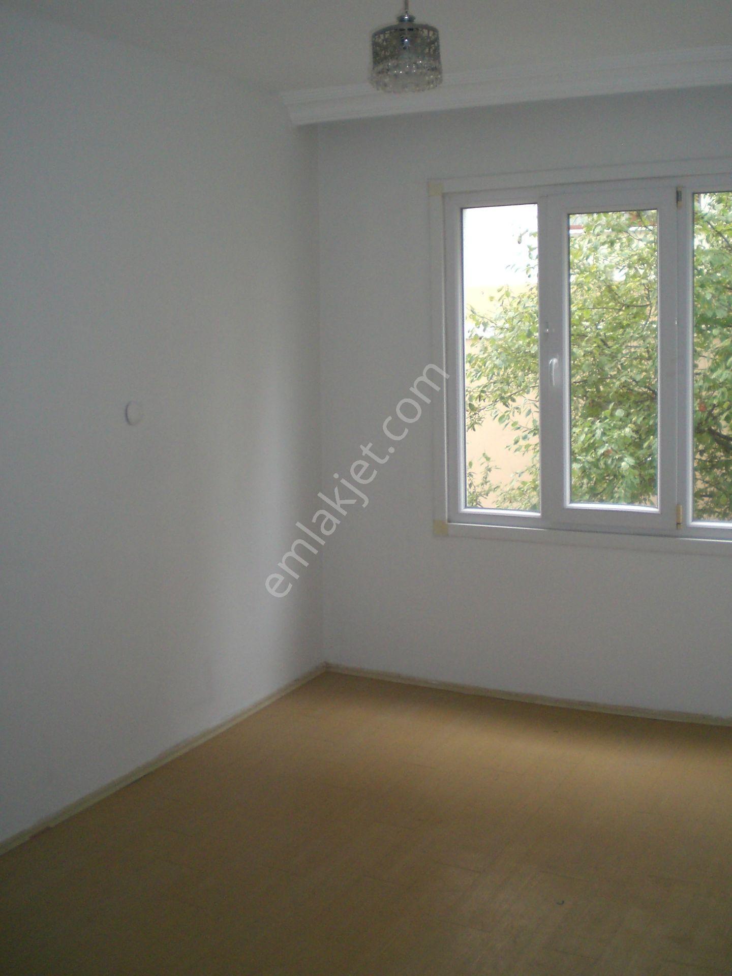 Gölcük Değirmendere Yüzbaşılarda Seckin Bir Site İçinde Daire - Görsel 10