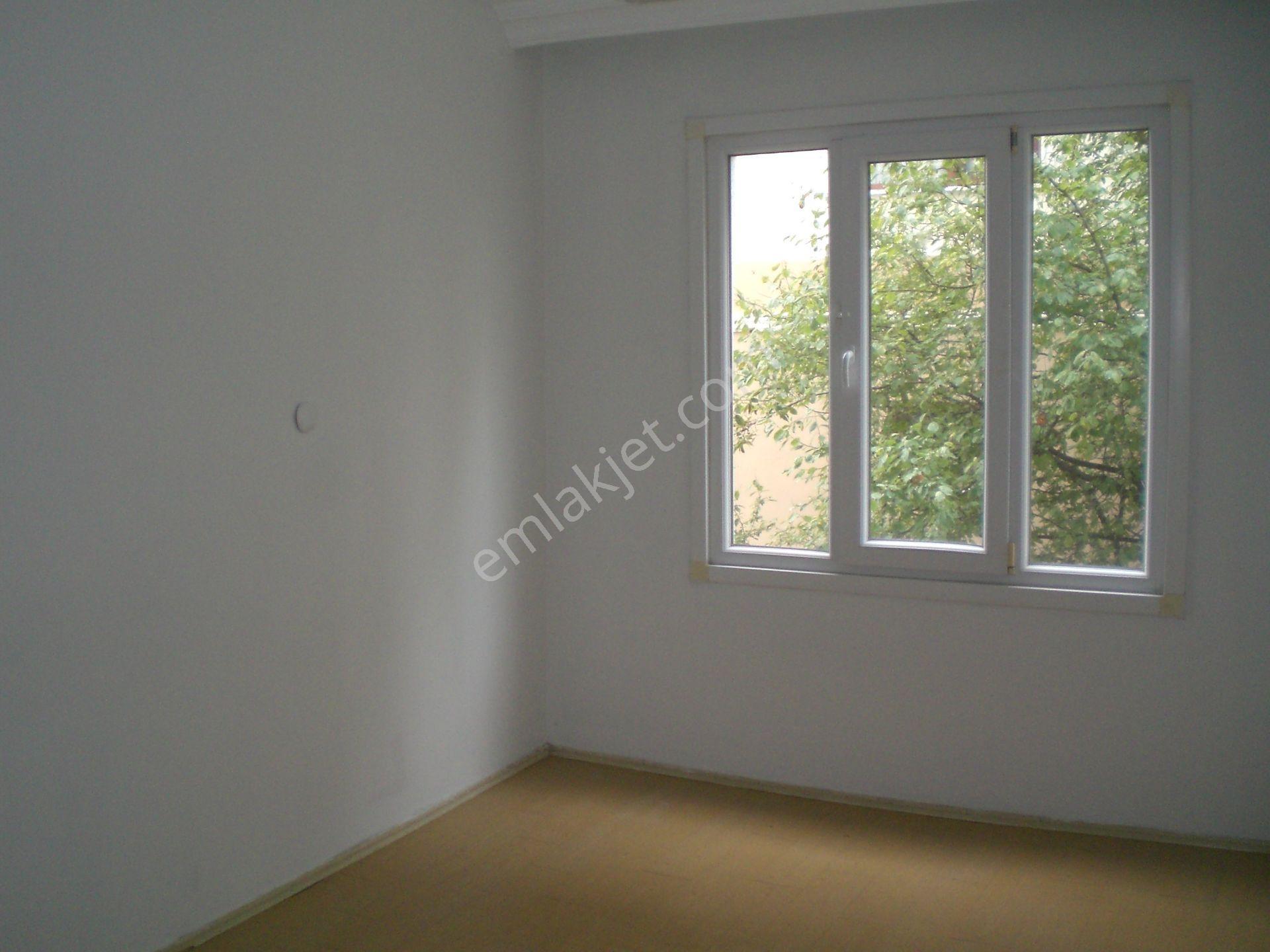 Gölcük Değirmendere Yüzbaşılarda Seckin Bir Site İçinde Daire - Görsel 11