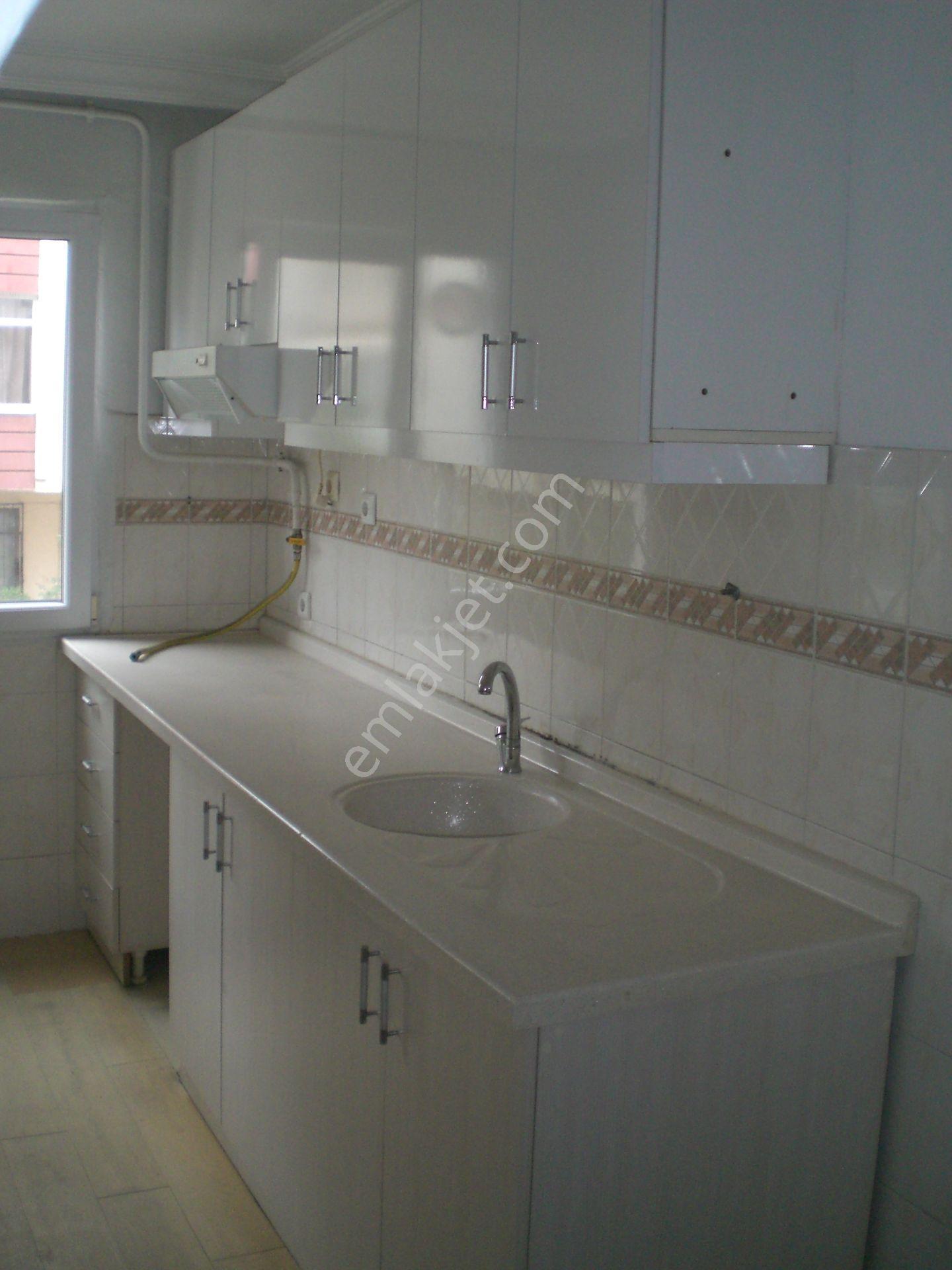 Gölcük Değirmendere Yüzbaşılarda Seckin Bir Site İçinde Daire - Görsel 8