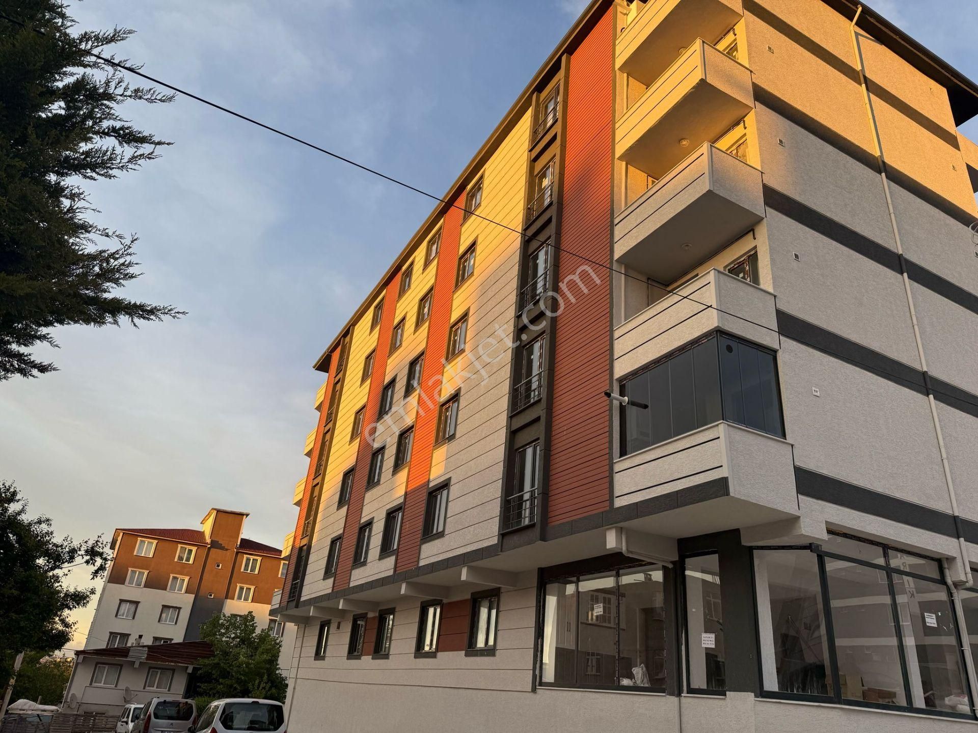 Akyüz Gayrimenkul Den; Gültepe Mah De Iskanlı Satılık Sıfır 2+1 Daire