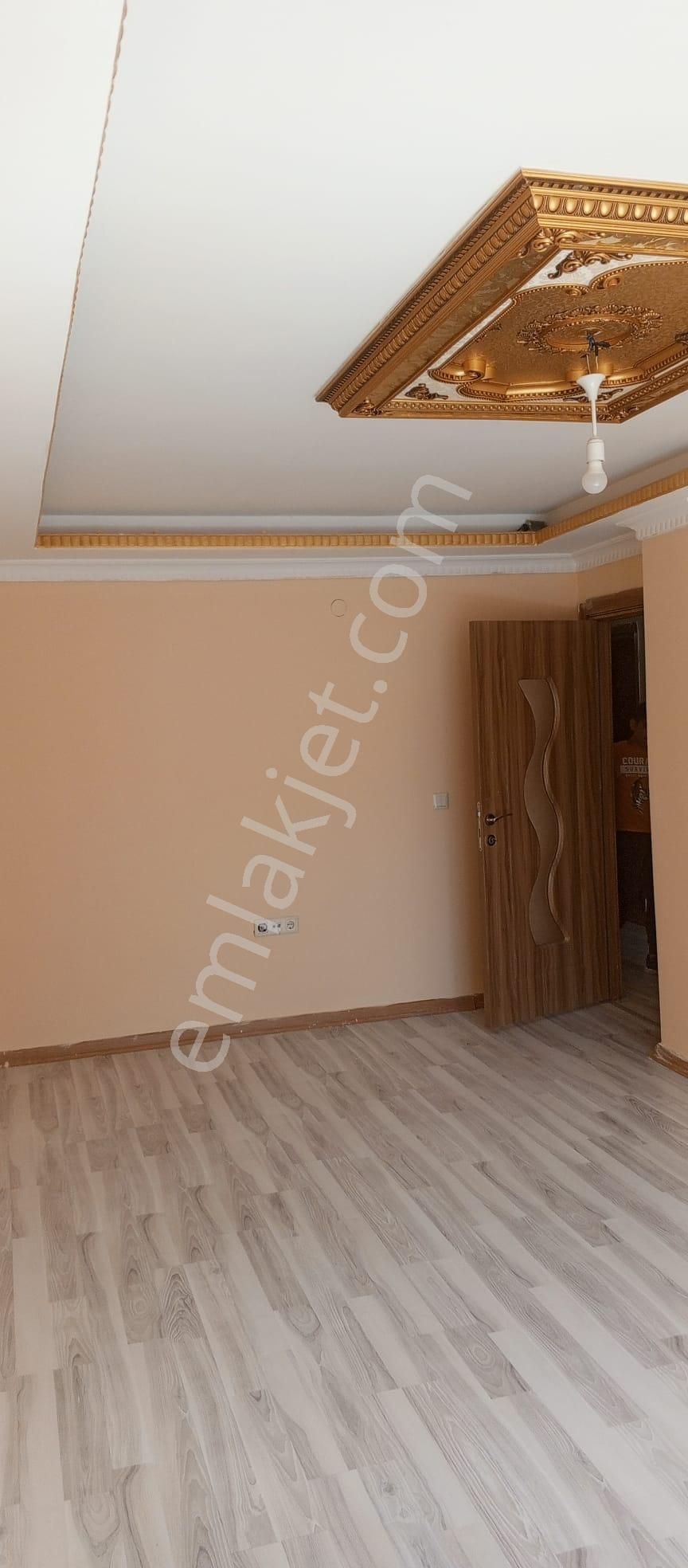 Kiralık Çınar Mah 3+1 Arakat Geniş Daire