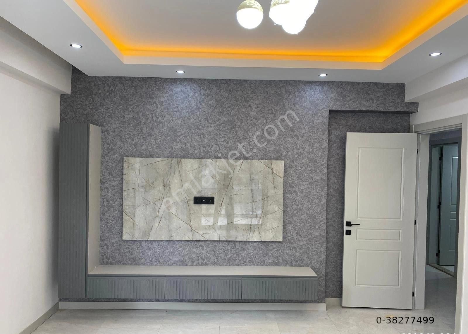 Şemikler'de Cinkaya Bulvarı Mevki Arakat Şık 160m2 3+1 Acil Stlk