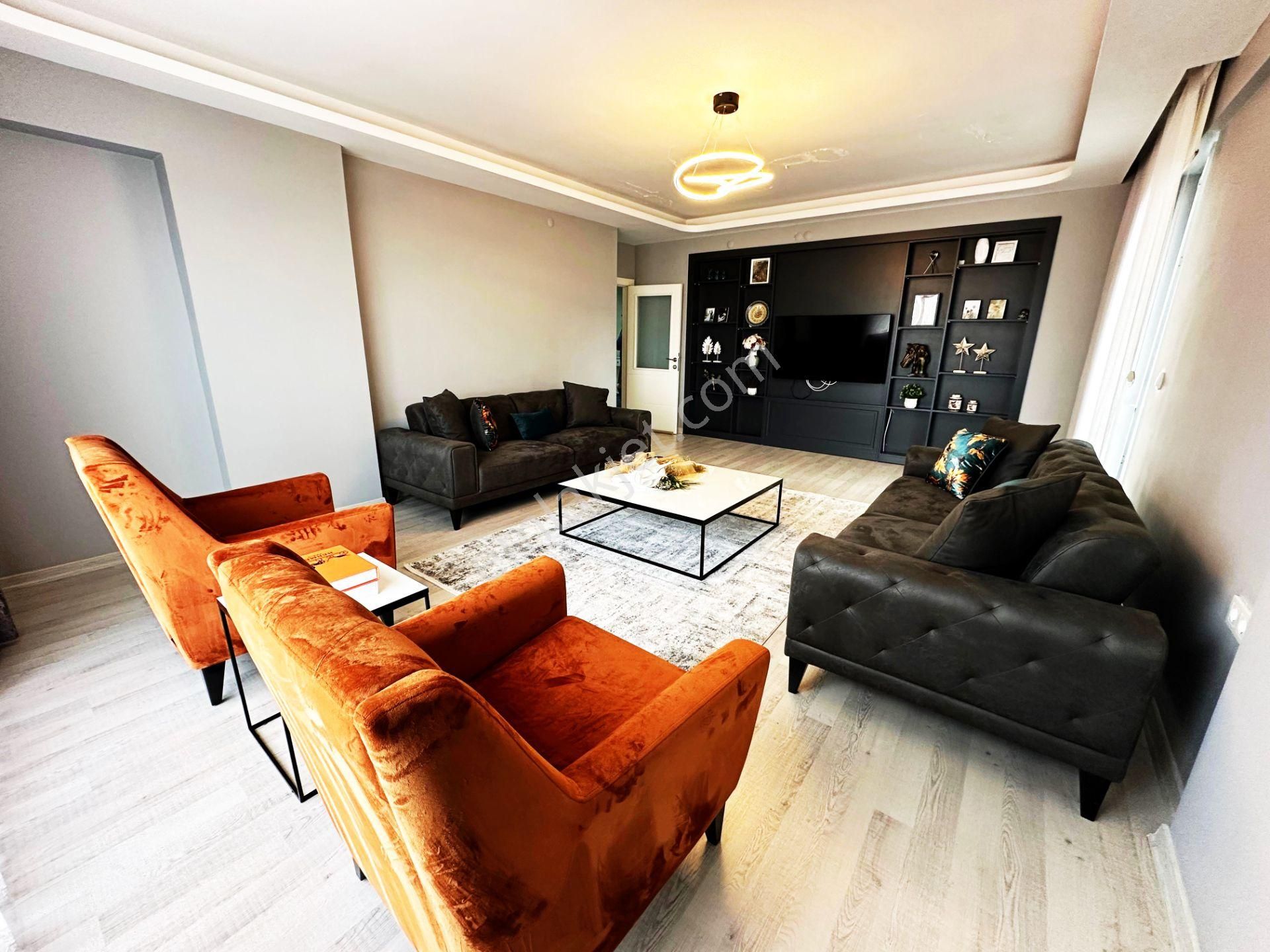 Ovacıkta 1 Daire Fiyatına 2 Daire Alma Imkanı 5+2 Full Yapılı