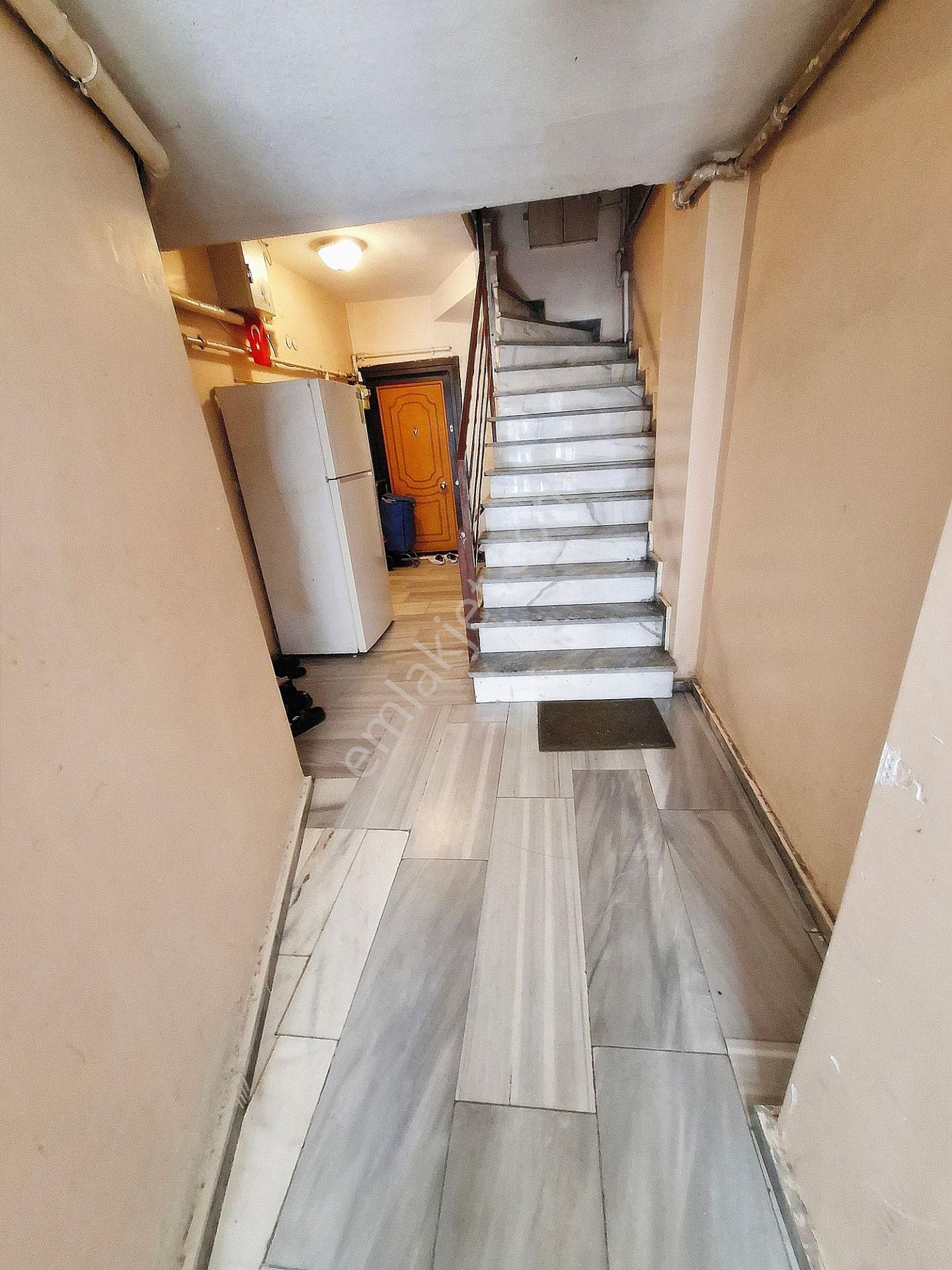 Deva Dan 2003 Yapımı Genç Binada Nuh Kuyusuna Yakın 1.ara Kat - Görsel 27