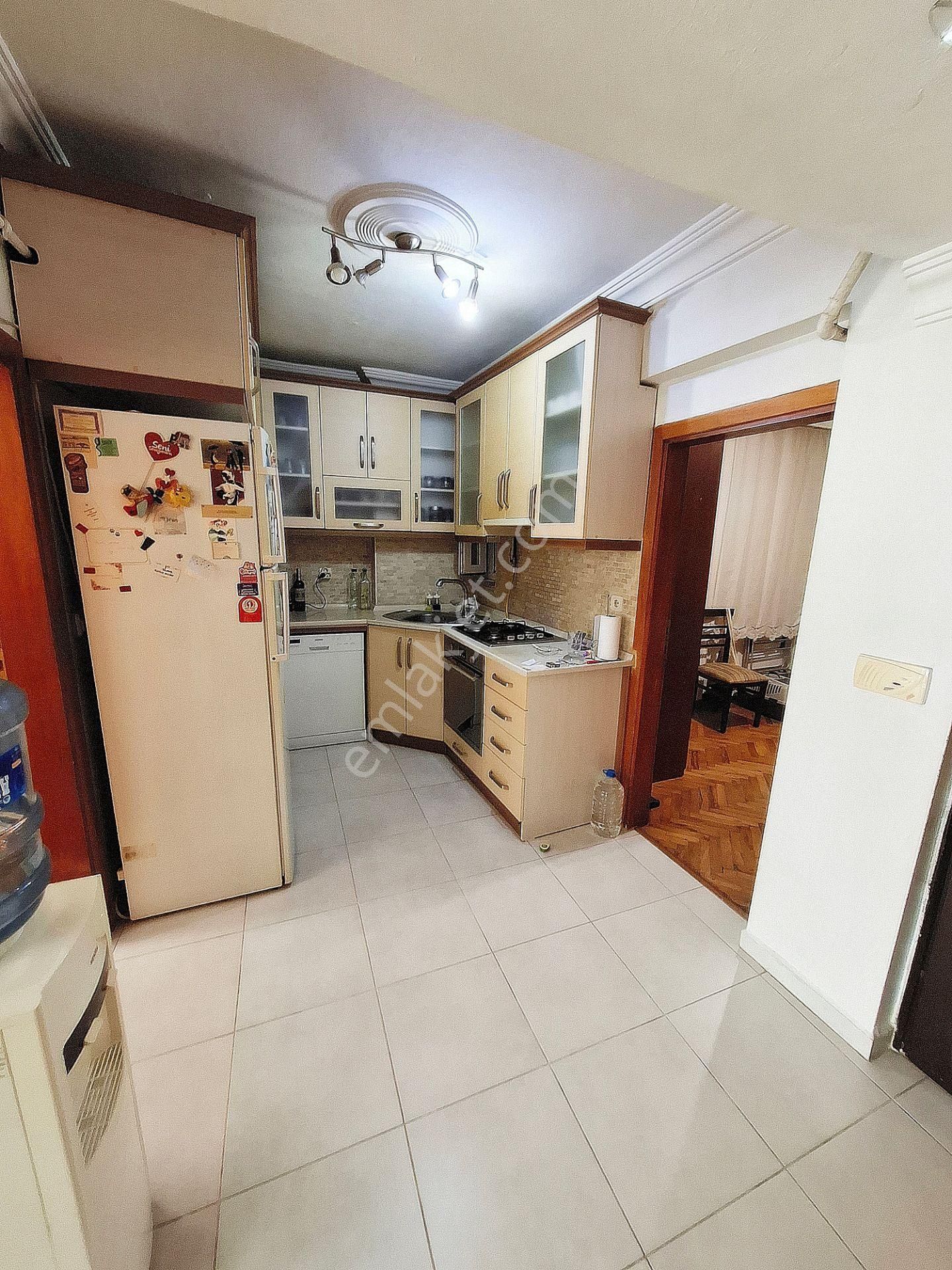 Deva Dan 2003 Yapımı Genç Binada Nuh Kuyusuna Yakın 1.ara Kat - Görsel 4