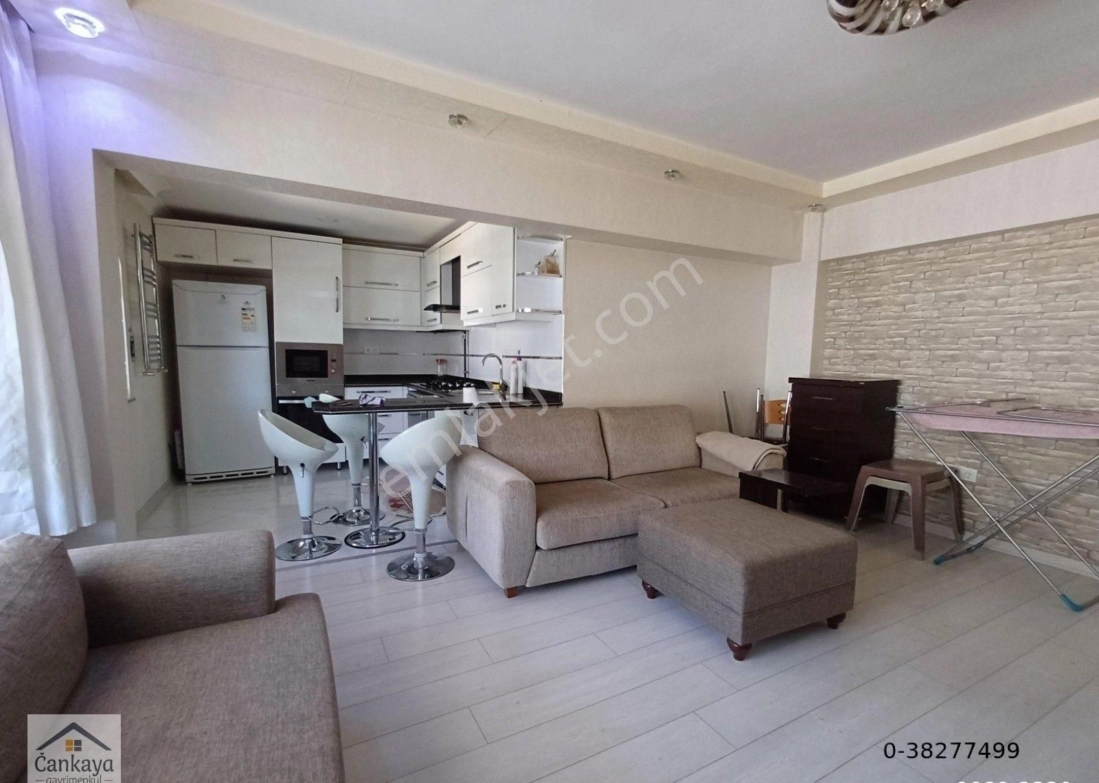 Çankayadan Sokullu Caddesi Paraleli Full Mobilyalı Süper Lüx Yapılı 2+1 Kombili Mantolama Düz Giriş