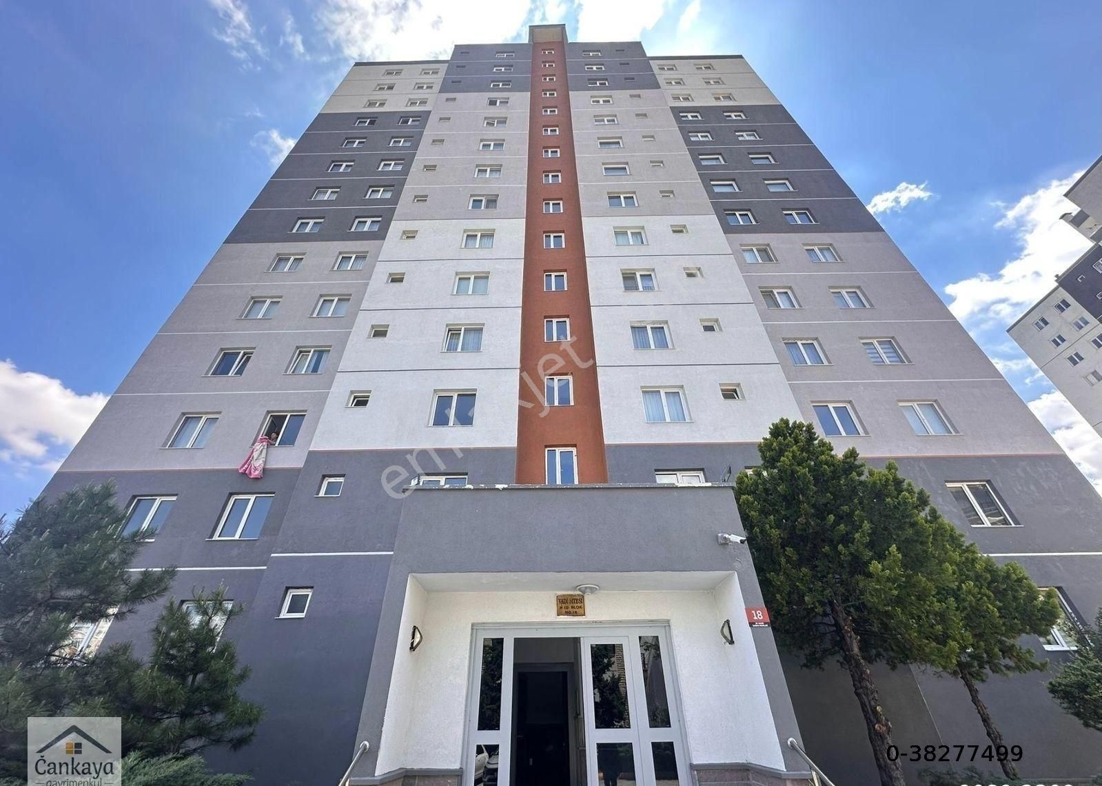Çankayadan Süper Dikmen Vadisi Manzaralı Sitede Dikmen Caddesi Paraleli 2+1 Çift Asansörlü Otoparklı