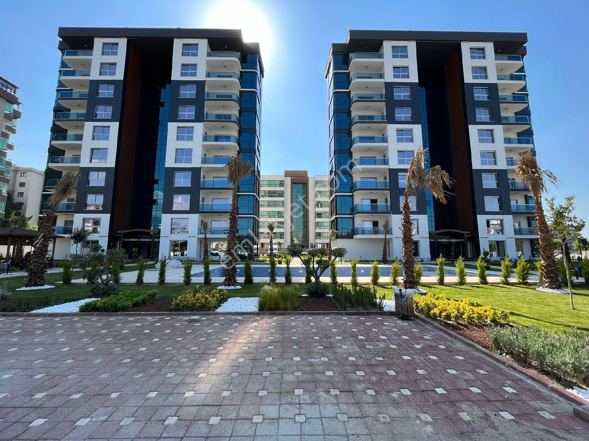 Manisa Güzelyurt Mah.site İçi 3+1 180m2 12.500.000tl