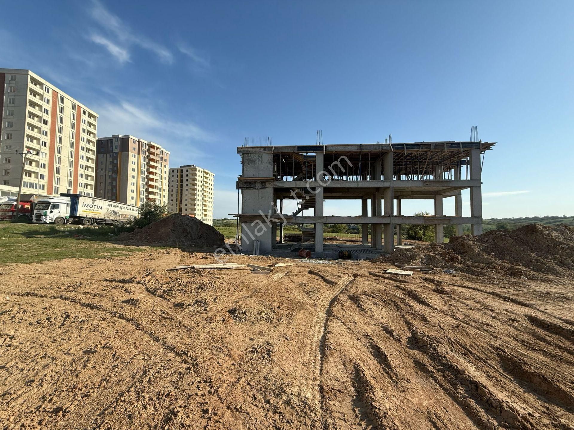 Akyüz Gayrimenkulden Kızılpınarda 495 Mt2 4 Kat İmarlı Arsa