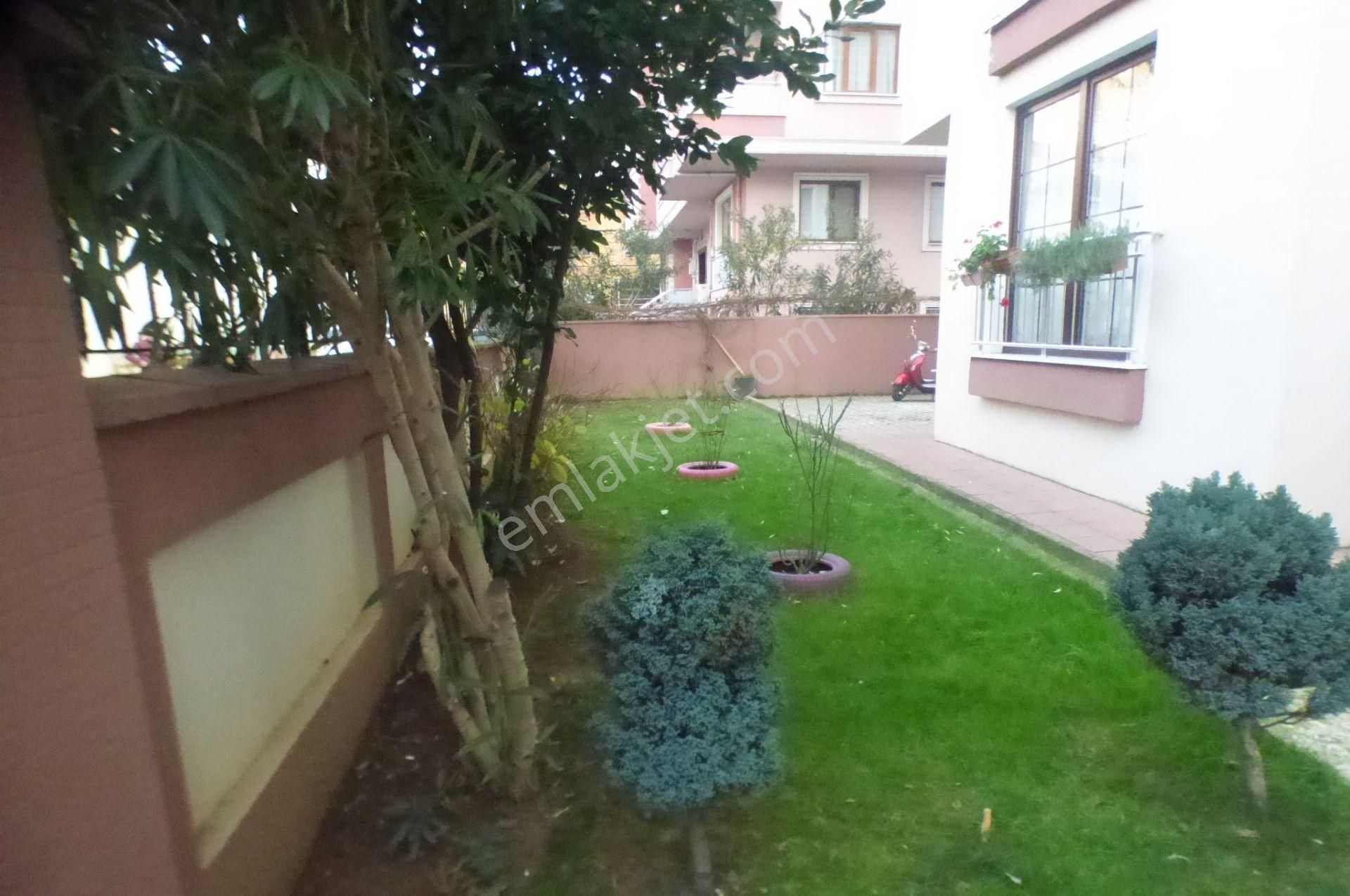 Oryaştan Ataşehir K.bakkalköyde Metroya Yakın 150m2 3+1 Daire