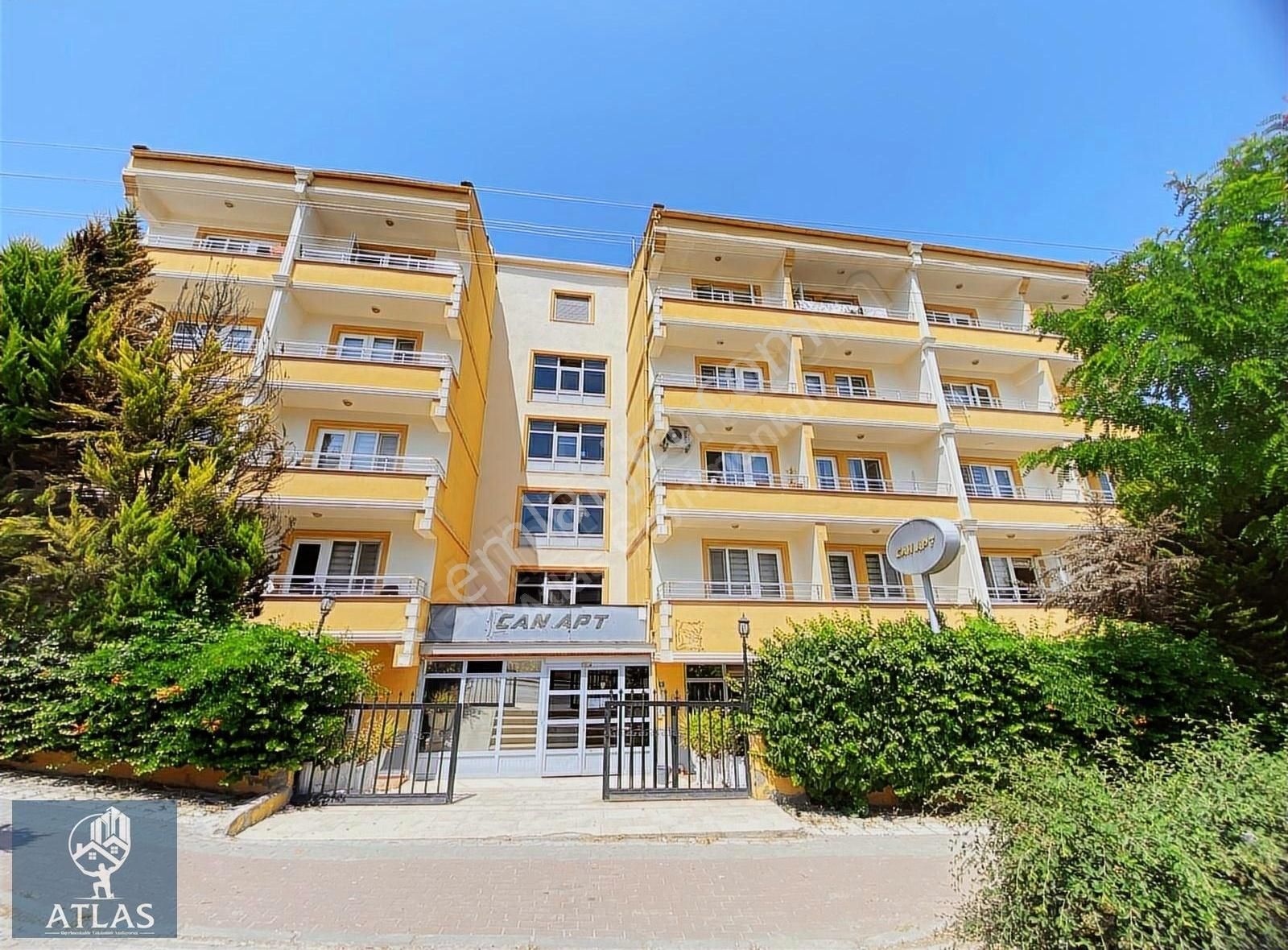 Atlas'tan Görükle De Ayrı Mutfaklı Sıfır Eşyalı Satılık Daire